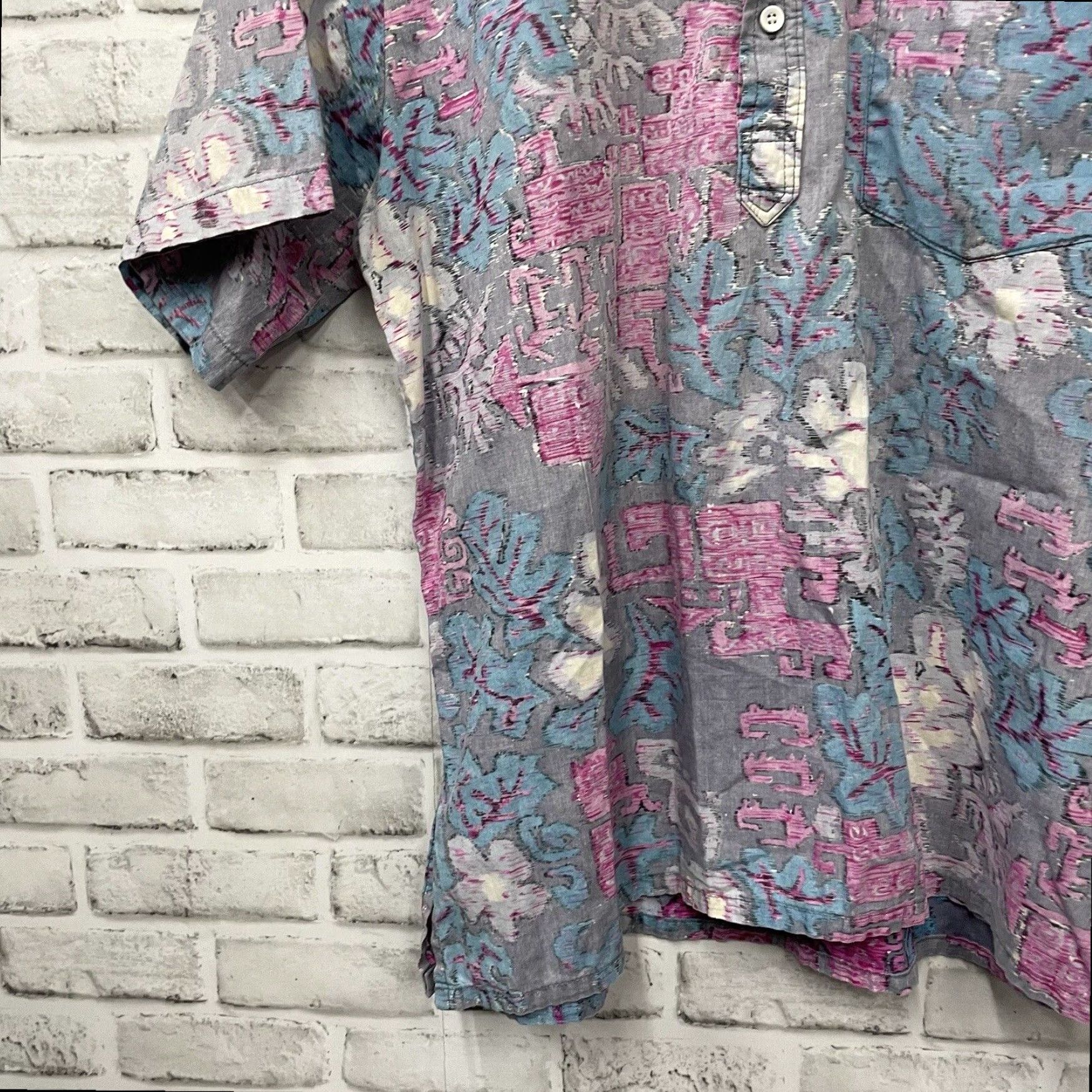 Vivobarefoot VINTAGE Go Barefoot Floral Print Short Sleeve Button Down Shirt Mens Large Pink USA Size US L / EU 52-54 / 3 - 3 Thumbnail