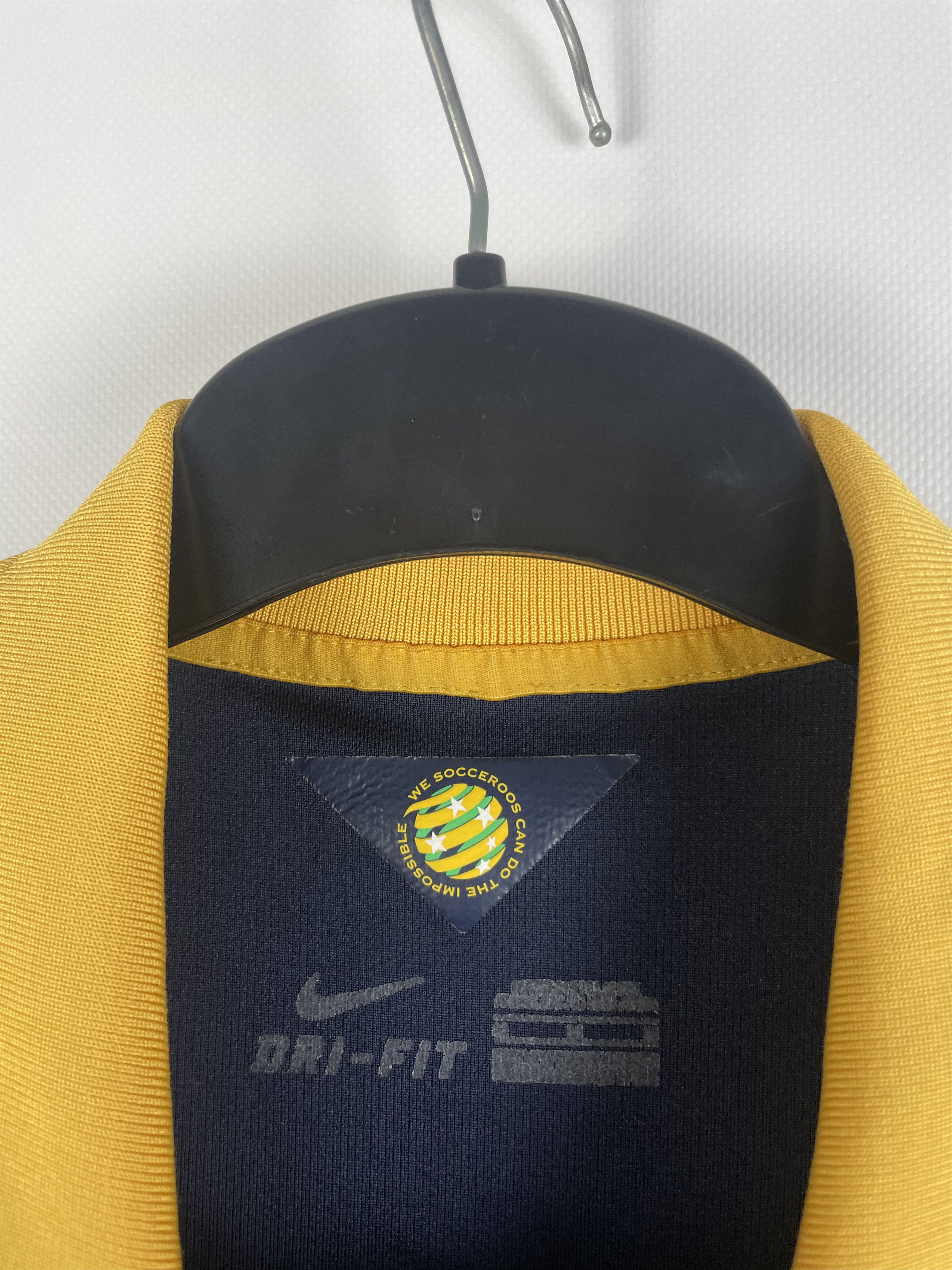 Nike Australia Nike 2014-2015 Football Jersey Size US M / EU 48-50 / 2 - 5 Thumbnail