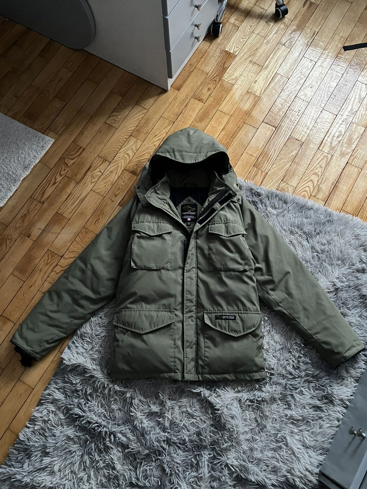 Canada Goose Canada Goose x Vintage Down Parka M size Size US M / EU 48-50 / 2 - 1 Thumbnail