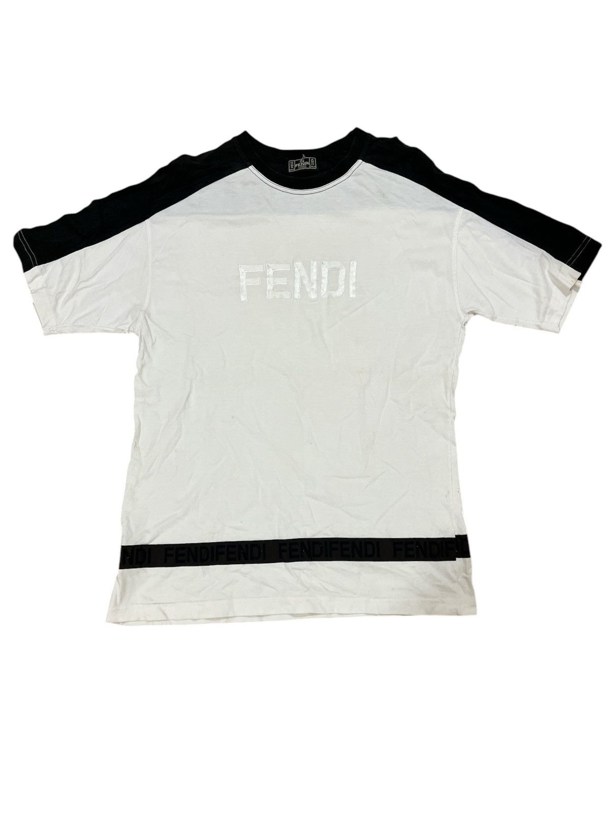 Fendi Fendi Centre Logo Spell Out Size US M / EU 48-50 / 2 - 1 Thumbnail