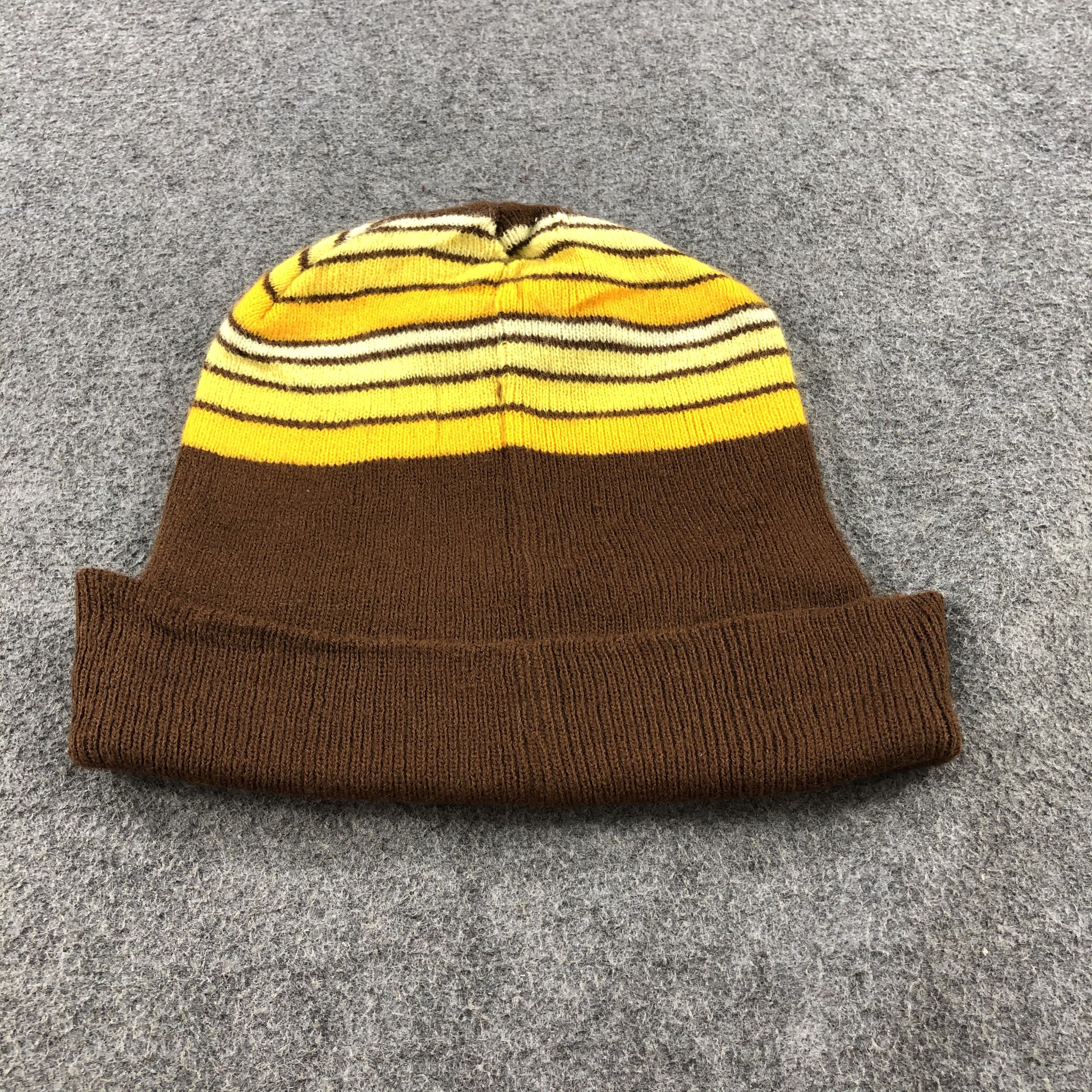 Disney Pooh Bee Beanie Snowcap Snow Hat B444 Size ONE SIZE - 5 Thumbnail
