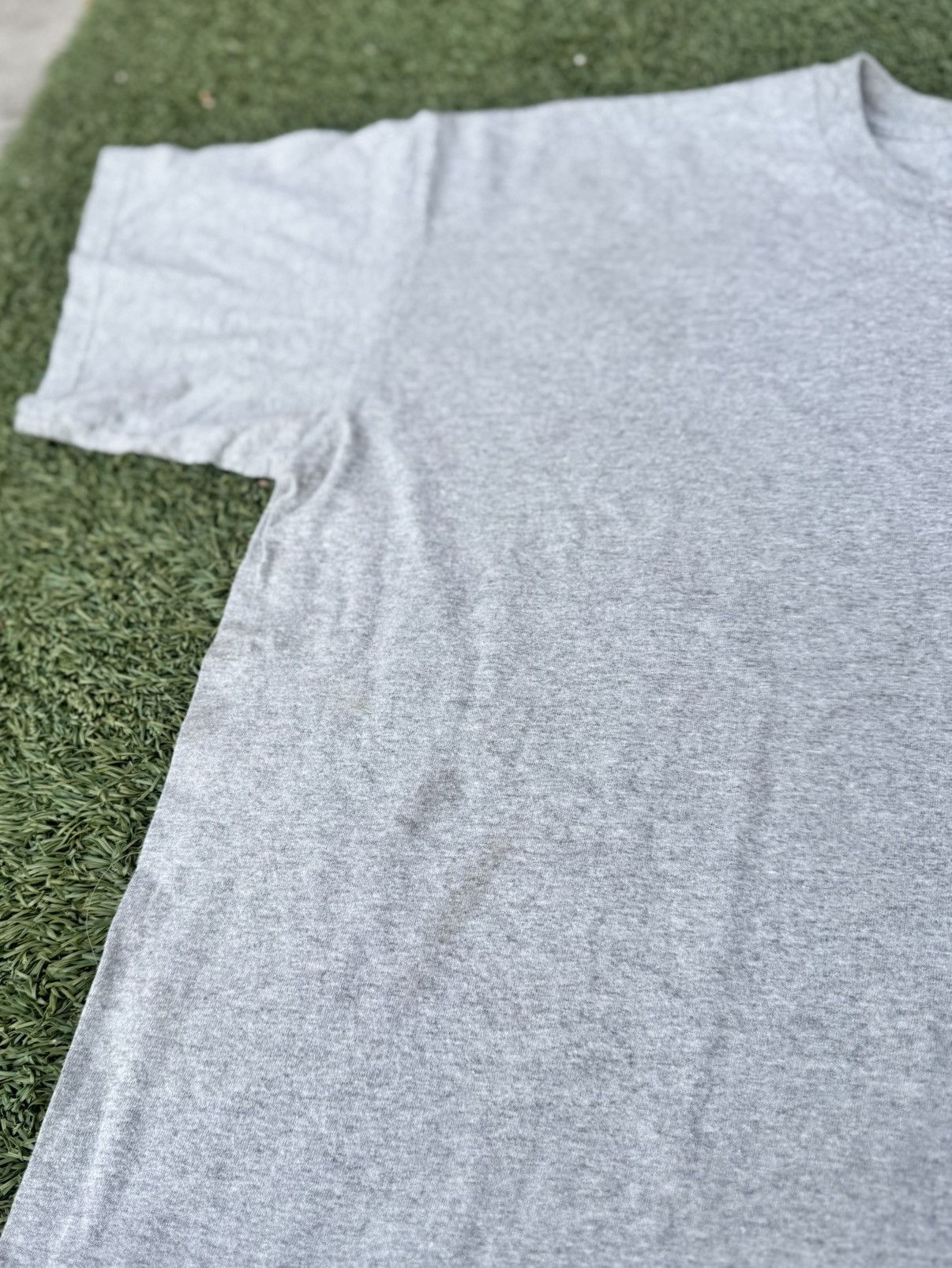 Nike Vintage 90s Nike Gray Pocket Tee T Shirt White Tag XXL USA Size US XXL / EU 58 / 5 - 7 Thumbnail