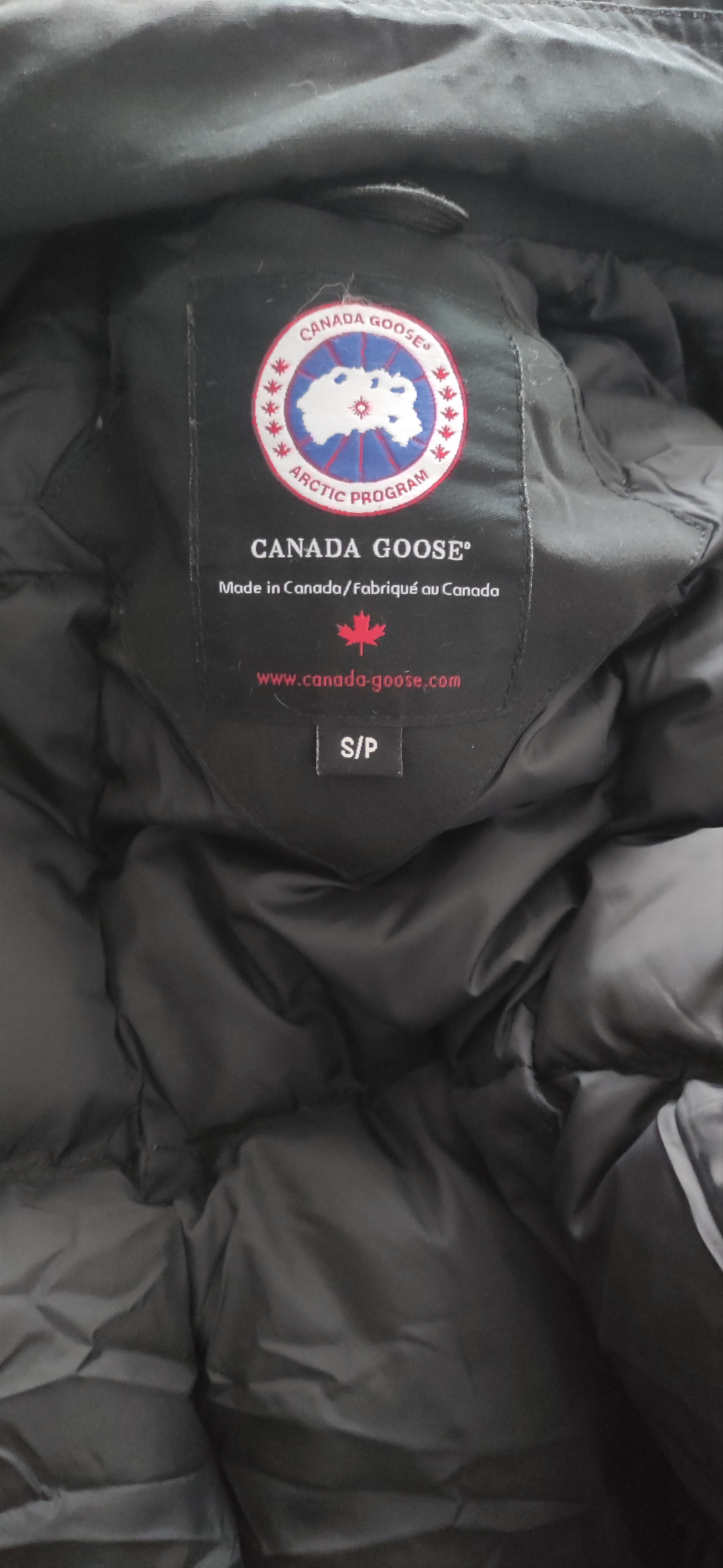 Canada Goose The women's jacket Canada Goose Size S / US 4 / IT 40 - 2 Thumbnail