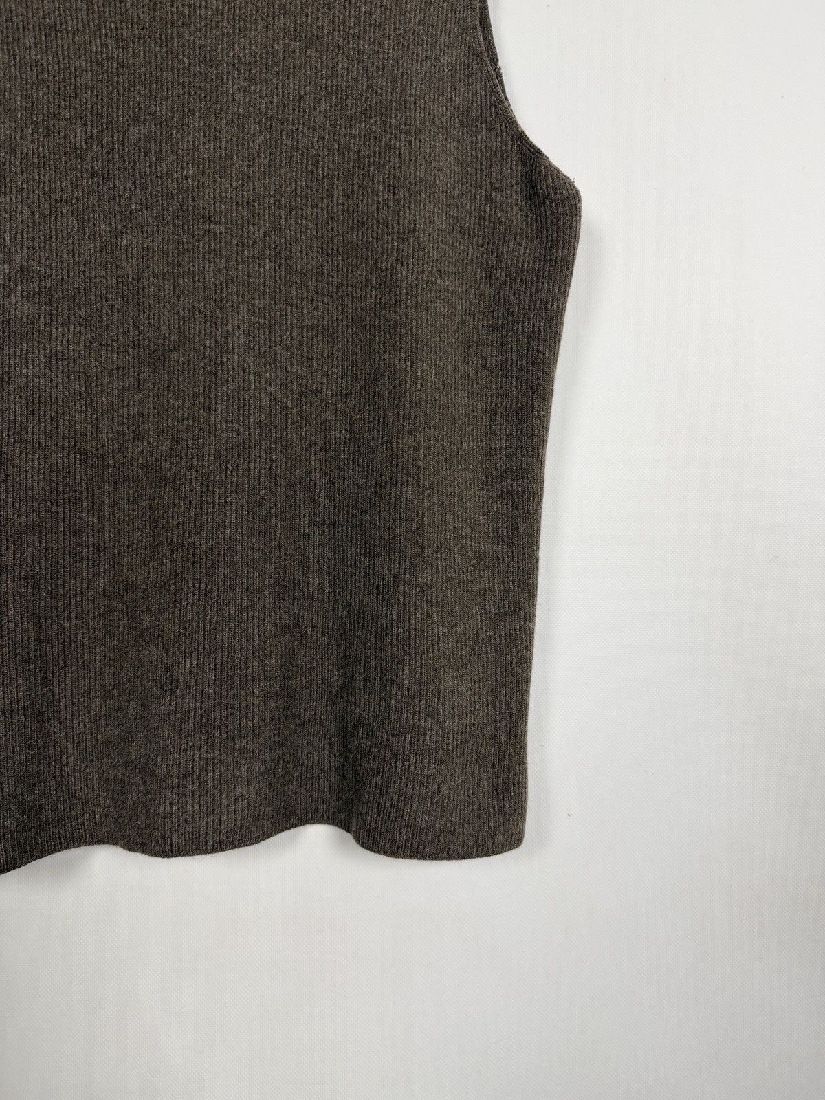 Fedeli Fedeli Cashmere Knit Vest Button Up Sleeveless Italy Size M Size US M / EU 48-50 / 2 - 11 Thumbnail