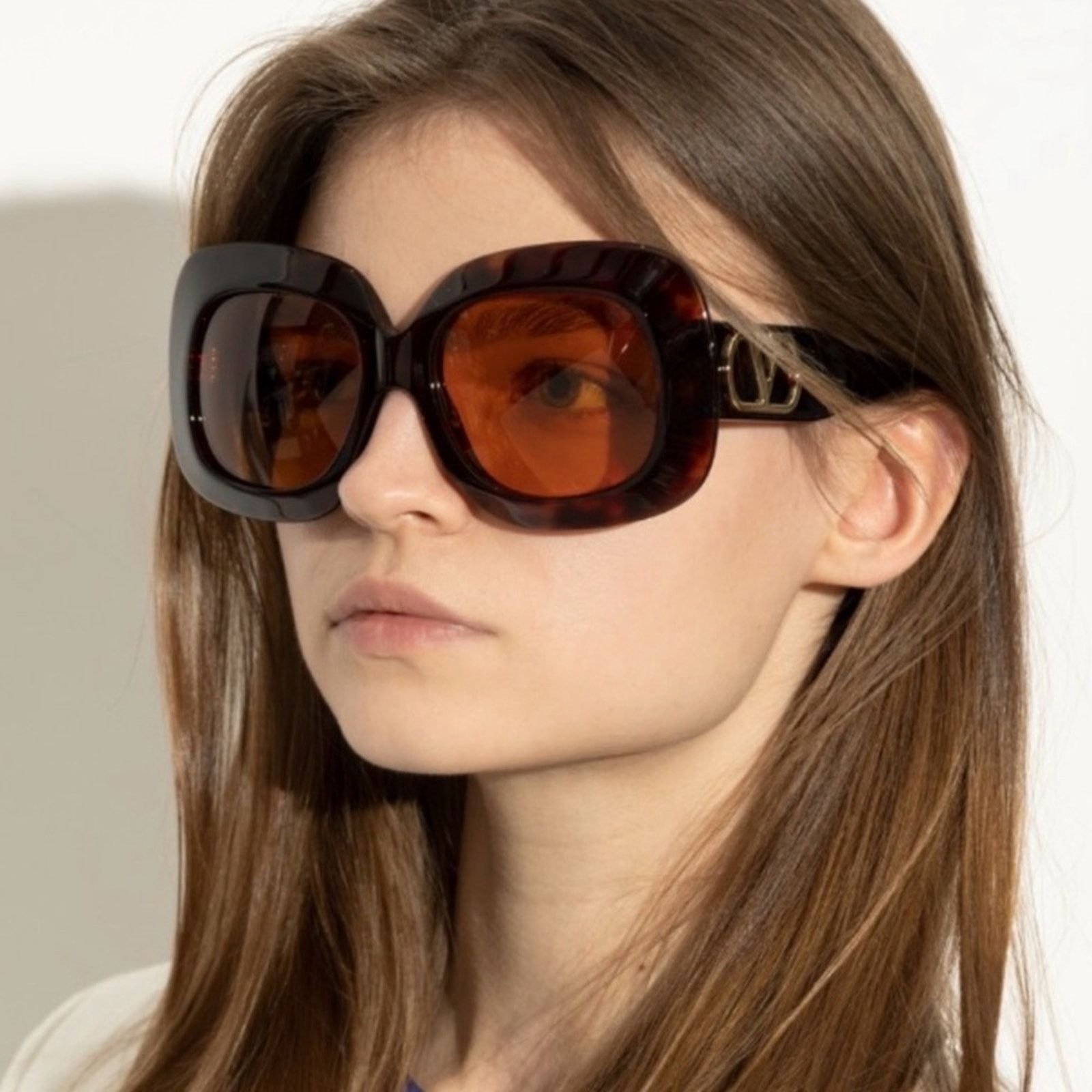 Valentino New! Valentino VLS 180C Tortoise Shell Oversized Sunglasses Size ONE SIZE - 3 Thumbnail