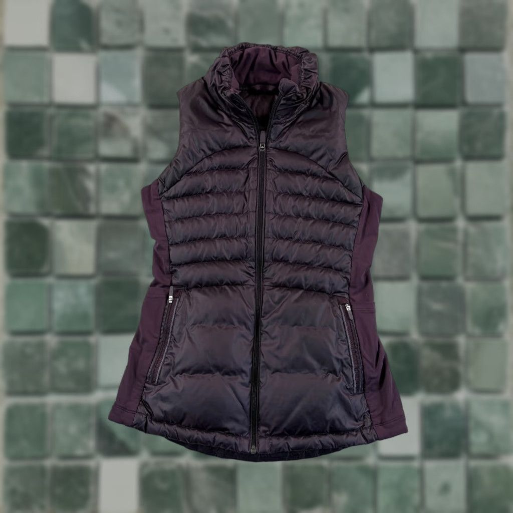 Lululemon Lululemon Vest Women 6 Plum Puffer Down Nylon Zip Pockets Purple Solid Winter Fall Spring Size M / US 6-8 / IT 42-44 - 1 Thumbnail