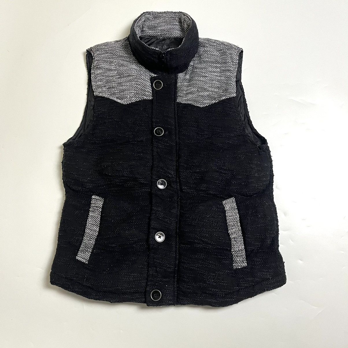 🔥In the attic puffer vest nicen pattren design🔥