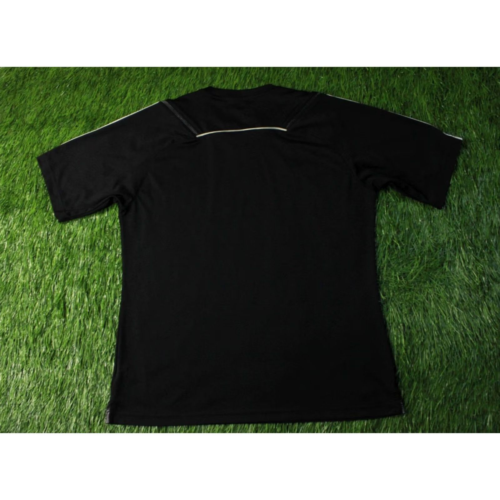 Adidas ADIDAS Adipure Football Shirt XL Mens Black and White 2009 Adidas Performance Football Shirt Jersey Short Sleeve Crew Neck 100% Polyester Size US XL / EU 56 / 4 - 2 Thumbnail