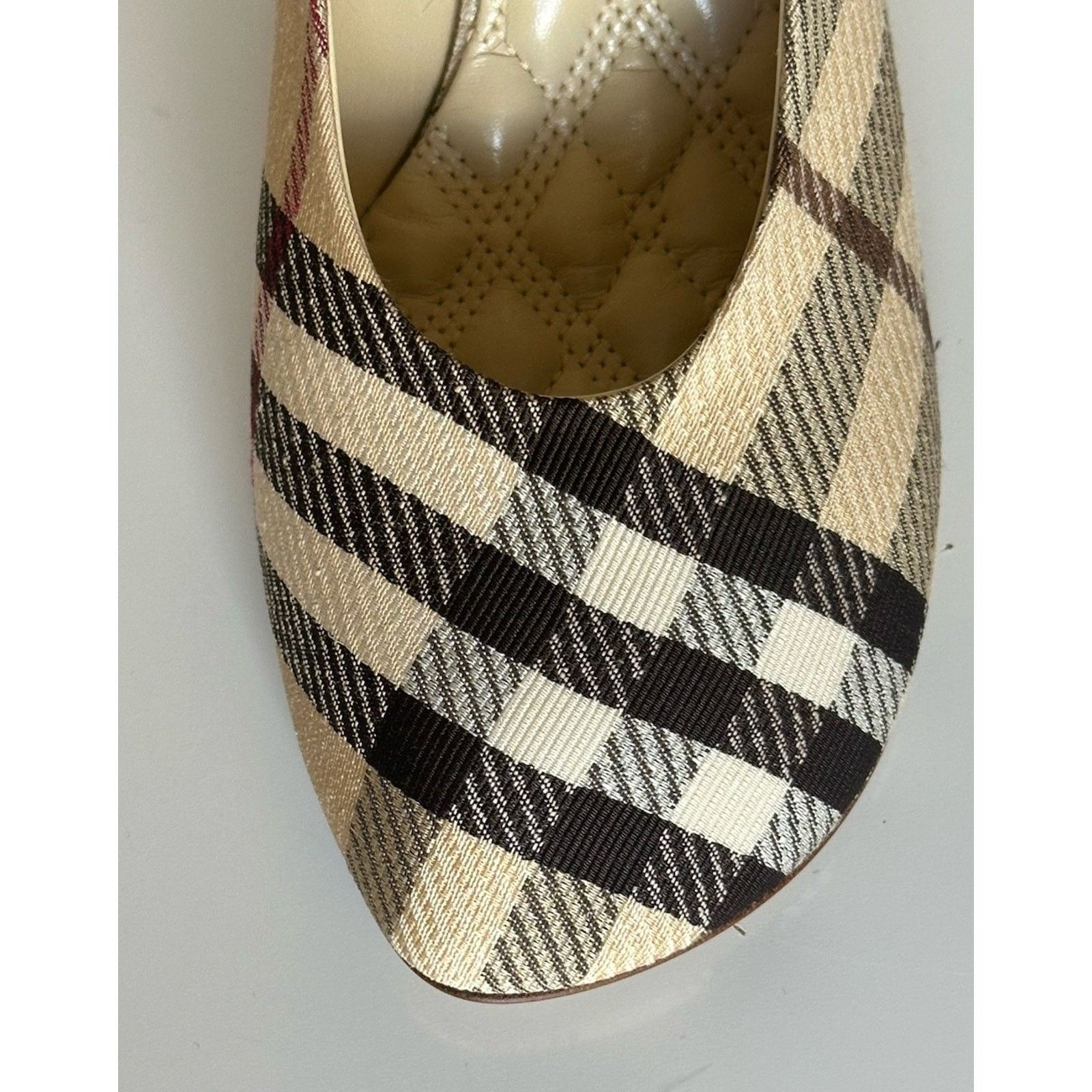 Burberry Burberry Women's Pump Alabaster IP Check Shoes 6 US 8100970 Size US 6 / IT 36 - 9 Thumbnail