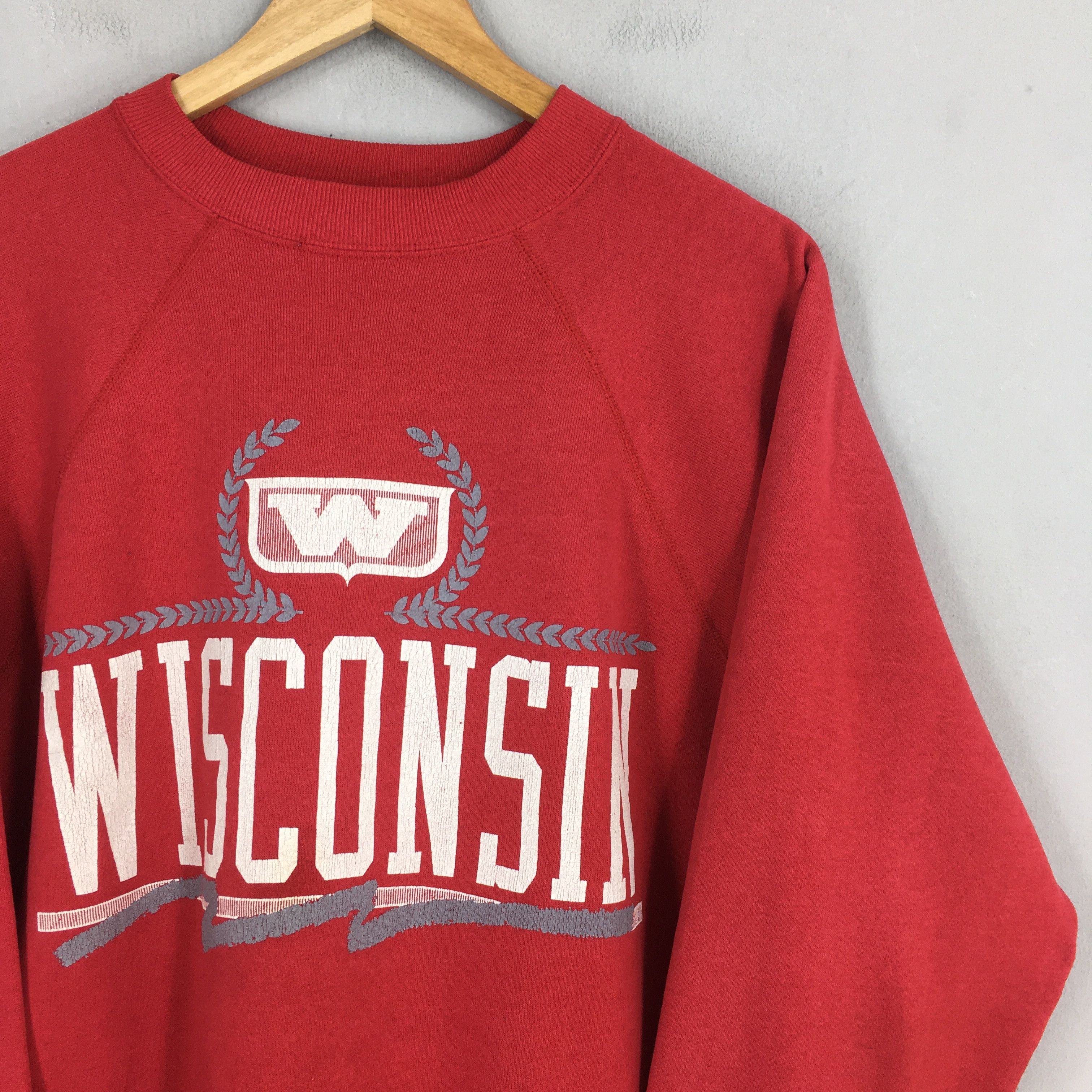 Other Vintage 90s University Of Wisconsin Red Sweatshirt XLarge Size US XL / EU 56 / 4 - 2 Thumbnail