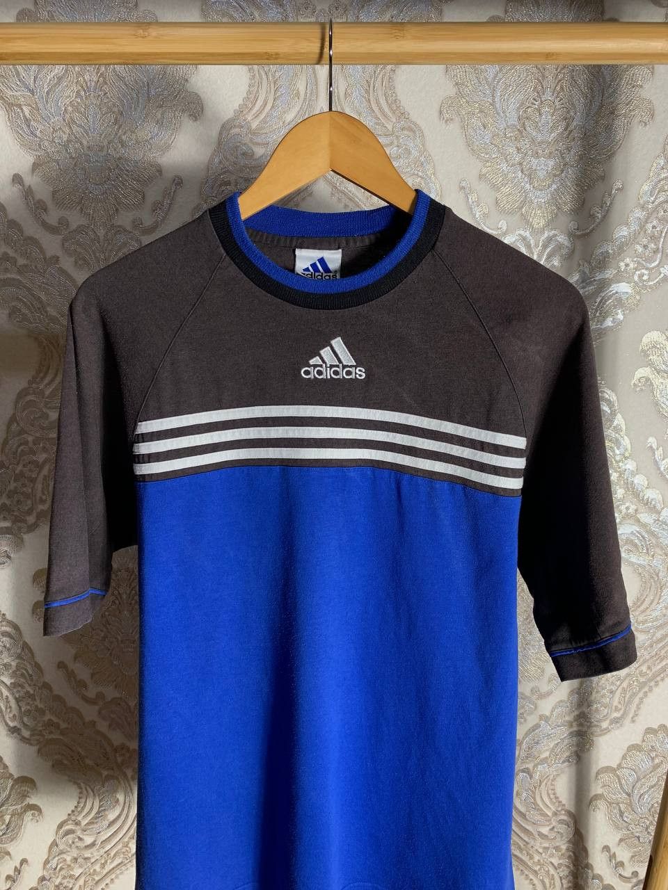 Adidas Vintage Adidas Original Equipment Retro T-shirt Soccer 90s Size US M / EU 48-50 / 2 - 2 Thumbnail