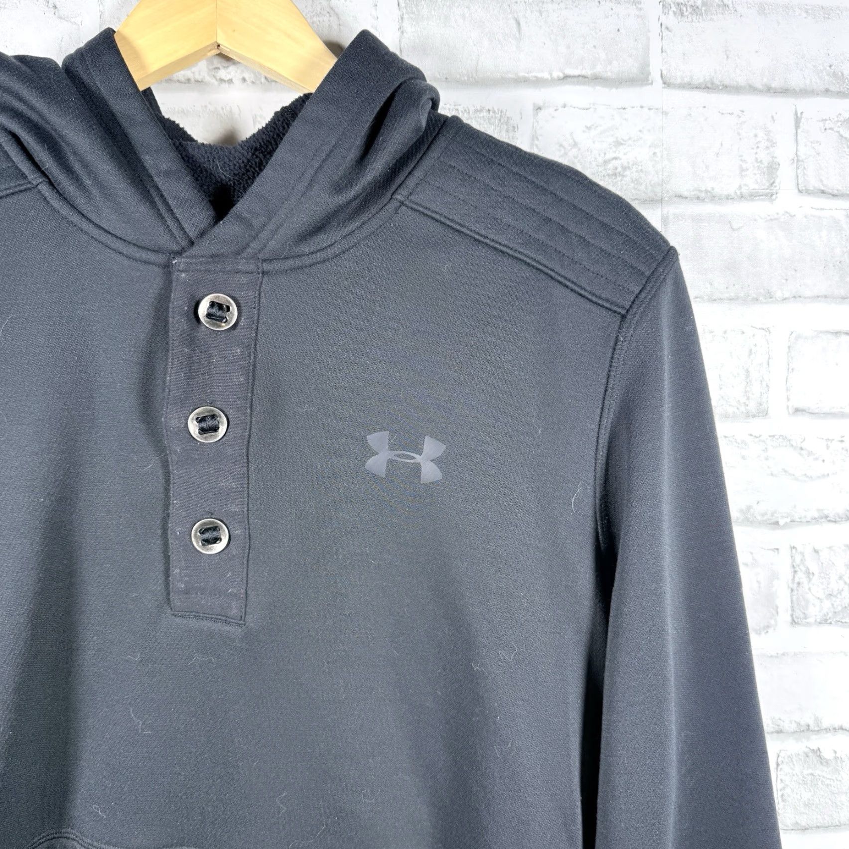 Under Armour Under Armour Black Half Button Down Pullover Hoodie Coldgear Loose Mens Size M Size US M / EU 48-50 / 2 - 2 Thumbnail