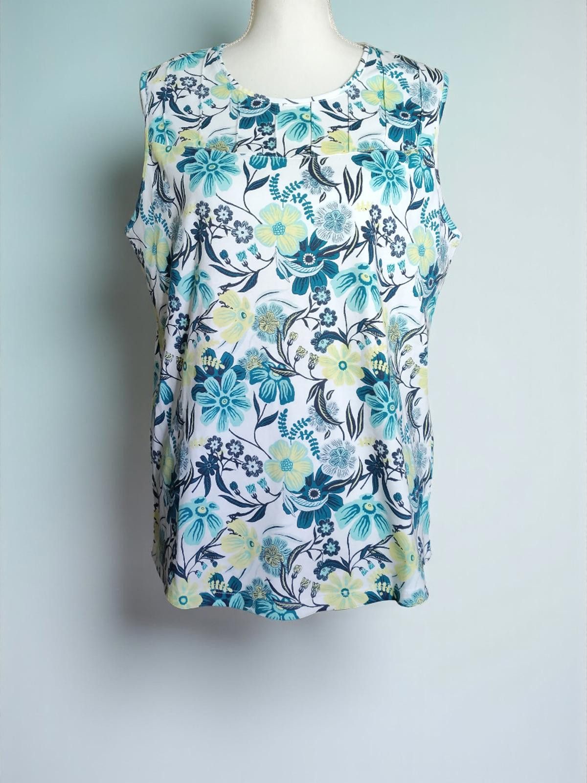 Costume National National Ultra Soft Floral Sleeveless Blouse Size Large Size L / US 10 / IT 46 - 3 Thumbnail