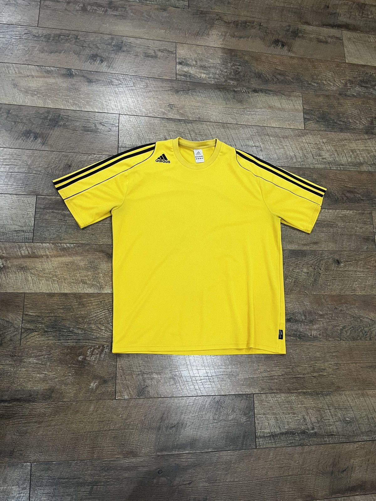 Adidas Vintage Y2k Adidas Embroidered Soccer Jersey #25 Yellow XL Size US XL / EU 56 / 4 - 2 Thumbnail