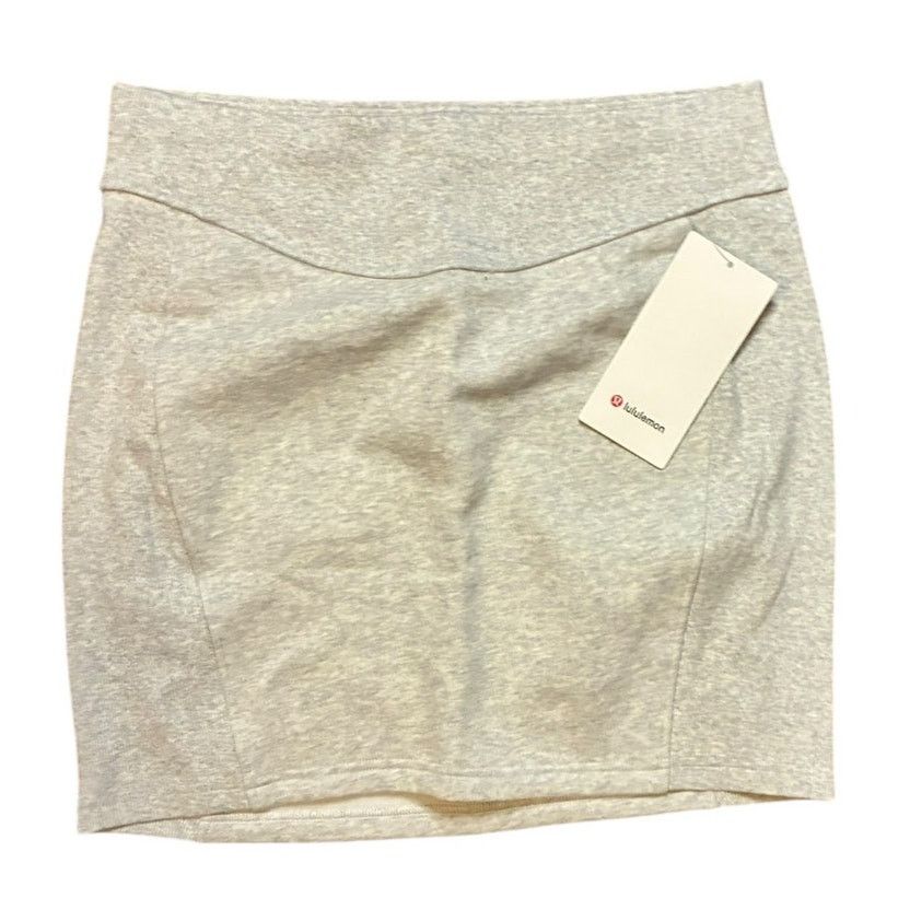 Lululemon Lululemon Scuba High-Rise Mini Skirt Size L Large Grey HCUG Size 34" / US 12 / IT 48 - 2 Thumbnail