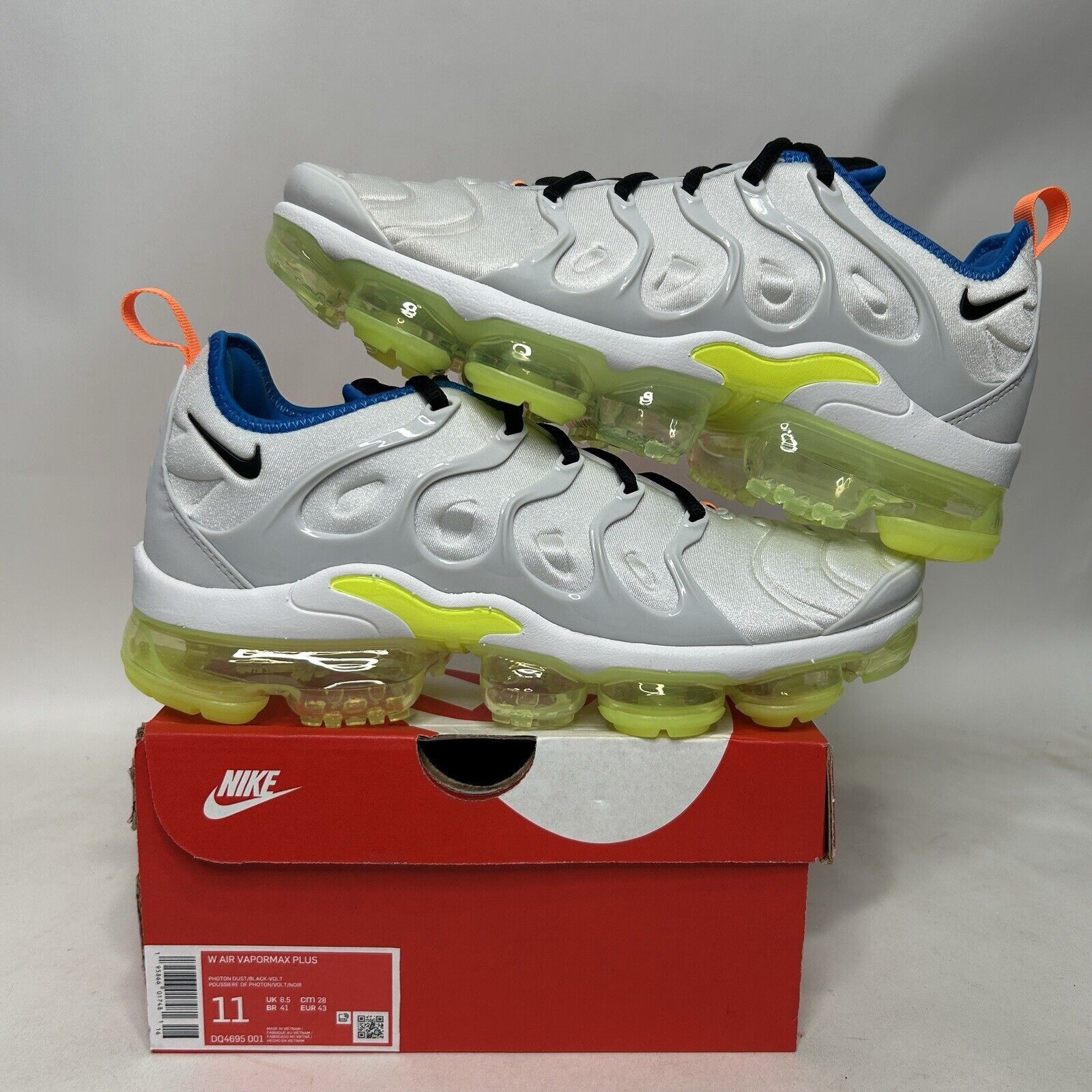 Nike Nike Air Vapormax Plus WMNS “Photon Dust Volt” 2024 Size US 11 / IT 41 - 1 Thumbnail