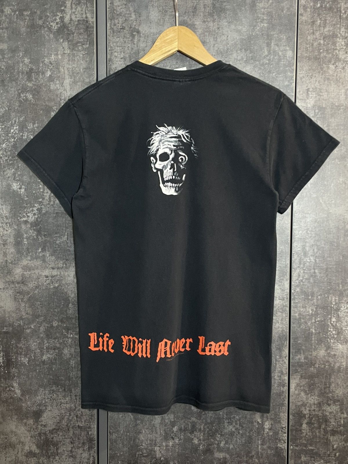 Vintage Vintage Death 2009 Rock Band Tshirt 3D Darkthrone Deftones Size US S / EU 44-46 / 1 - 2 Thumbnail