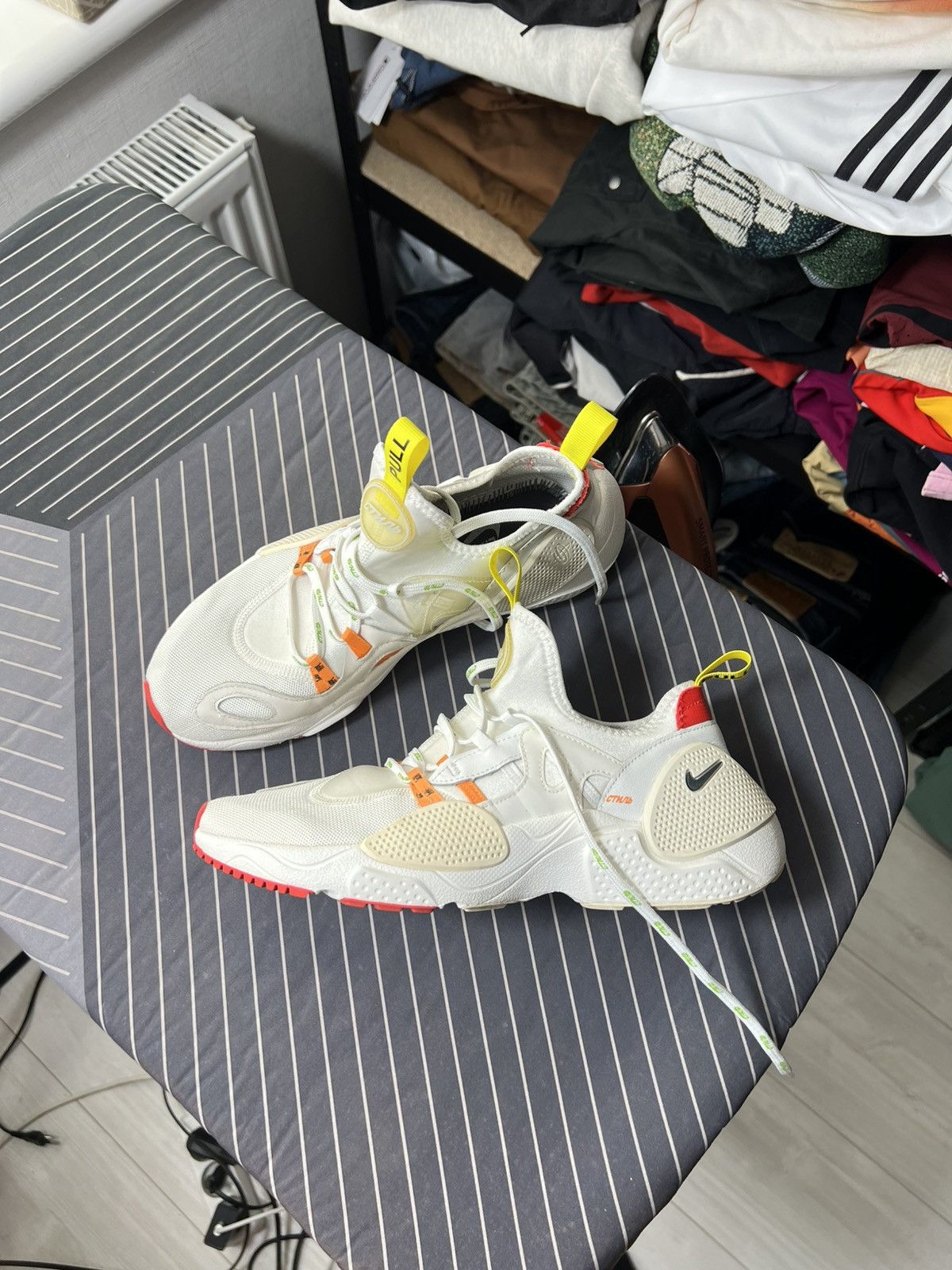 Heron Preston × Nike Nike x Heron Preston Huarache E.D.G.E. White Size US 7.5 Size US 7.5 / EU 40-41 - 14 Thumbnail