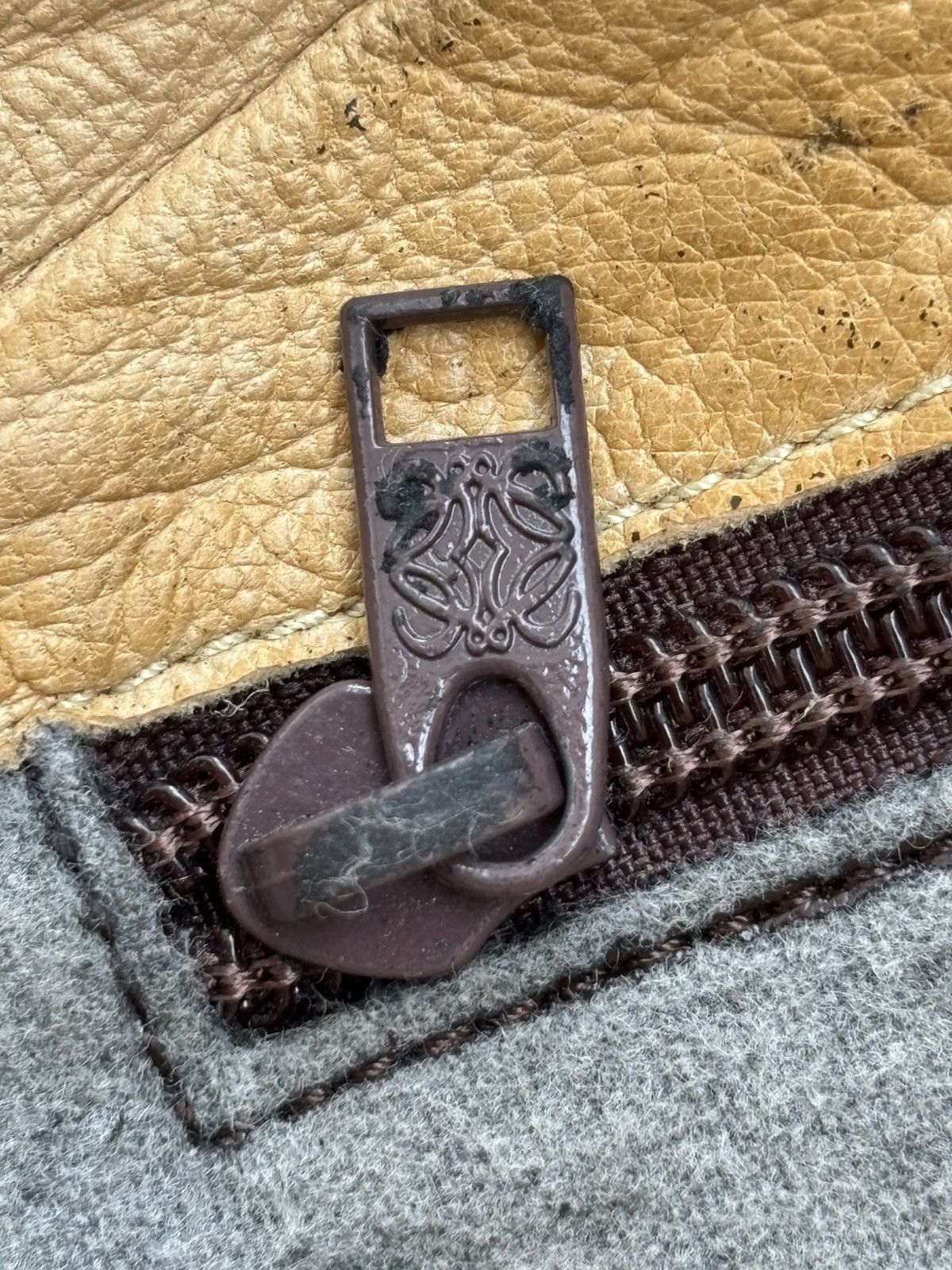 Loewe Vintage Crossbody Bag Size ONE SIZE - 10 Thumbnail