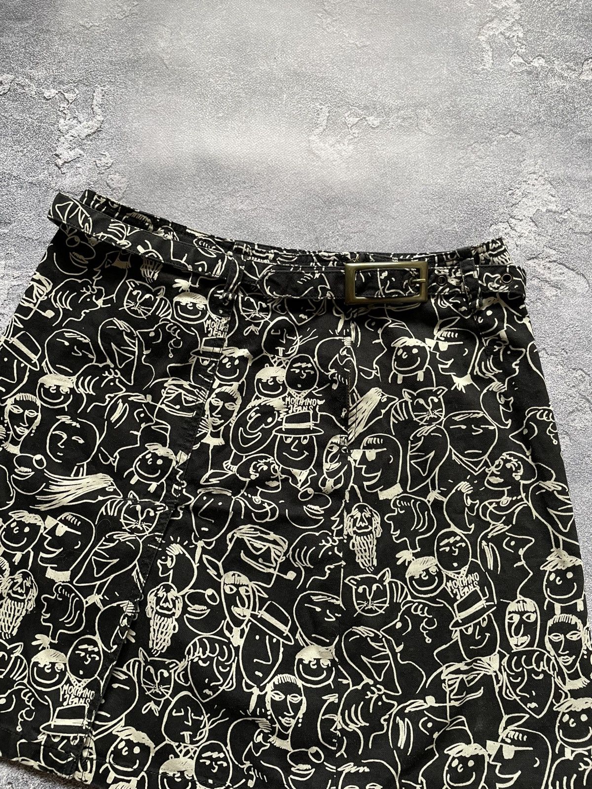 Moschino Vintage 90s Moschino Jeans Face Print Skirt Y2K Size 34" / US 12 / IT 48 - 4 Thumbnail