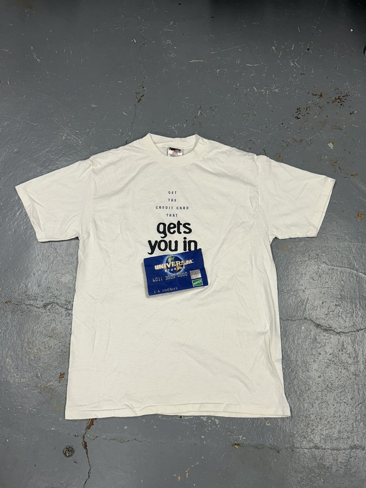 Universal Studios × Vintage Crazy Vintage Y2K Essential White Universal Credit Card Tee Size US L / EU 52-54 / 3 - 1 Thumbnail