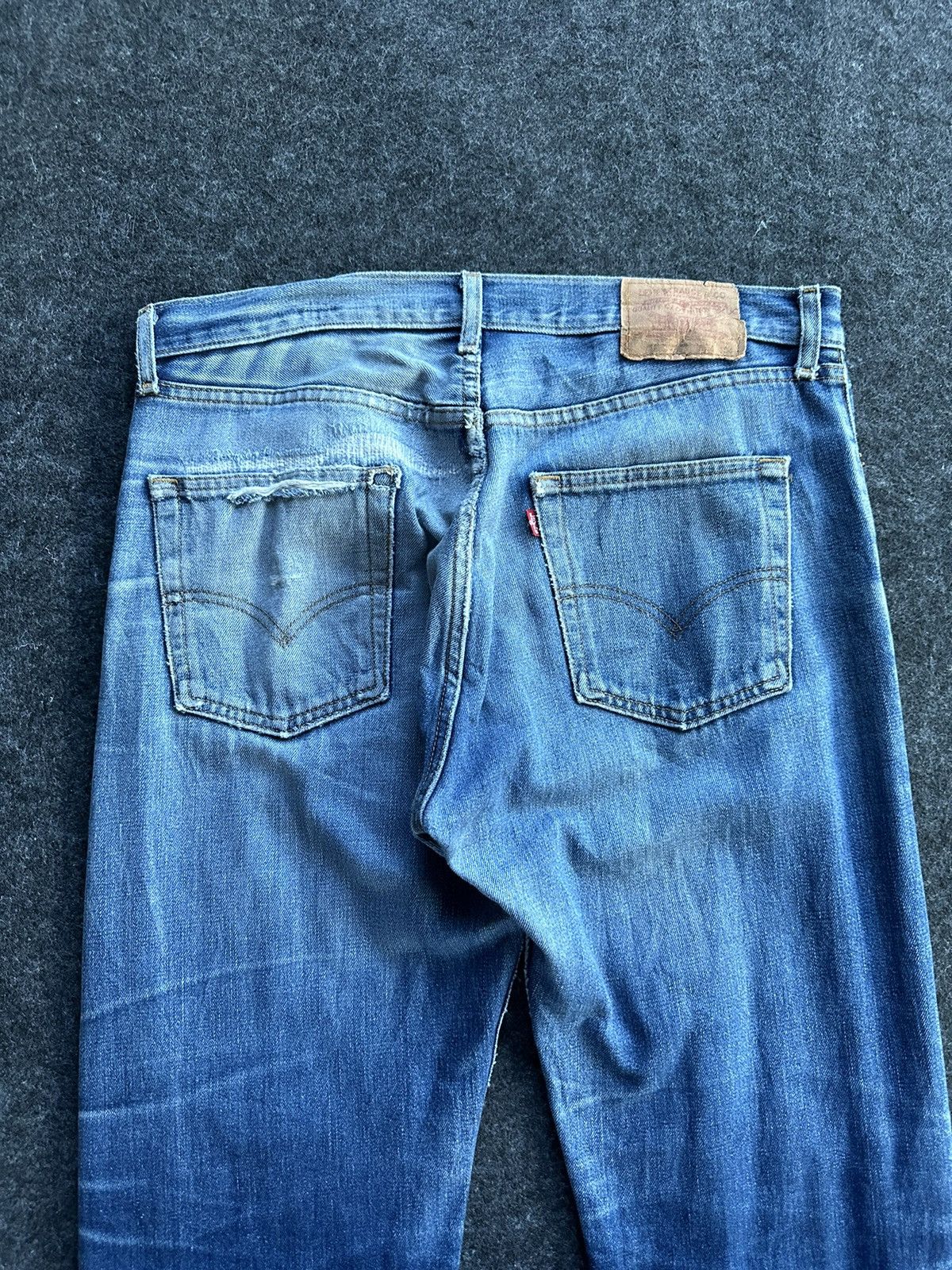 Levi's × Levi's Vintage Clothing × Vintage Vintage Levis 505 Thrashed Distressed Denim D480 Size US 36 / EU 52 - 6 Thumbnail