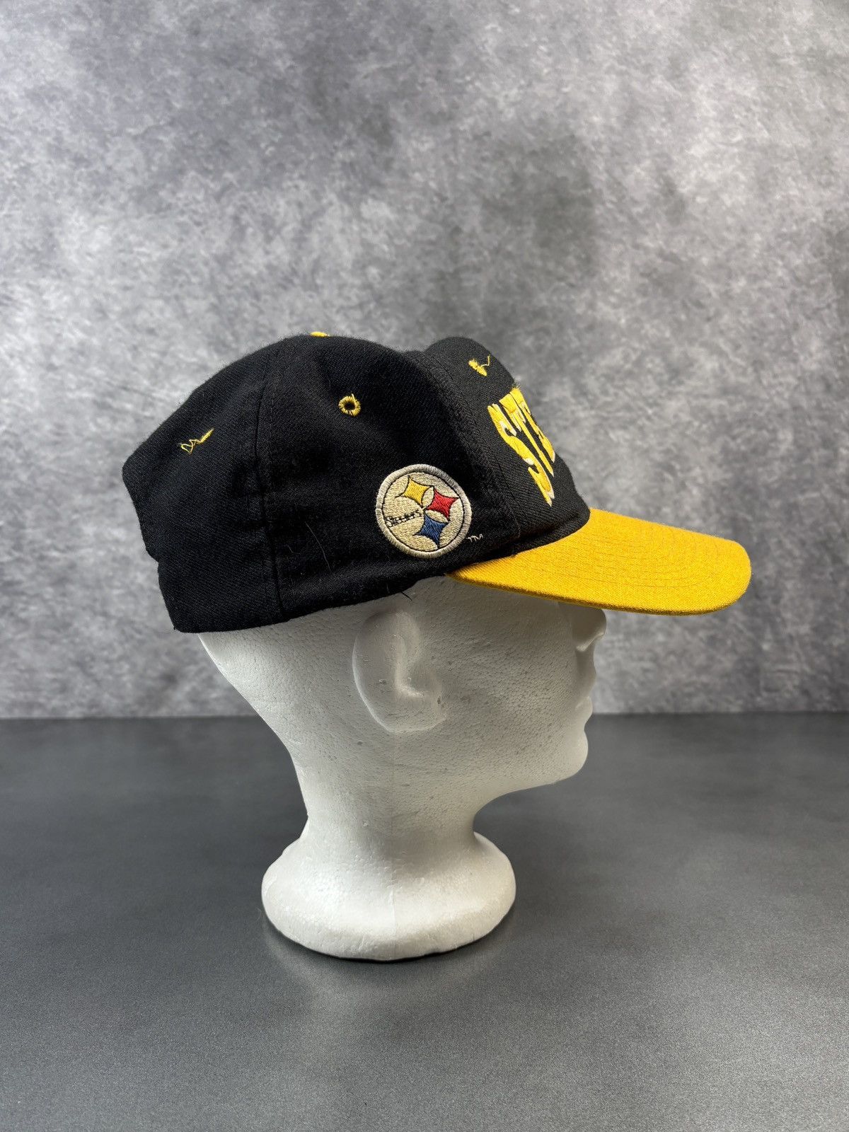 NFL × Vintage Vintage Pittsburgh Steelers Snapback NFL Team Snapback 1990s Size ONE SIZE - 14 Thumbnail