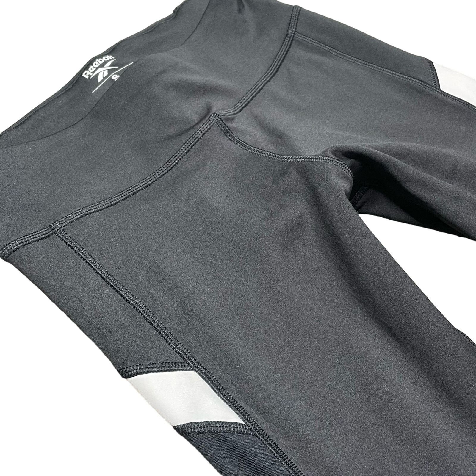 Reebok NWOT Reebok SpeedWick Cropped Leggings Size 26" / US 2 / IT 38 - 7 Thumbnail
