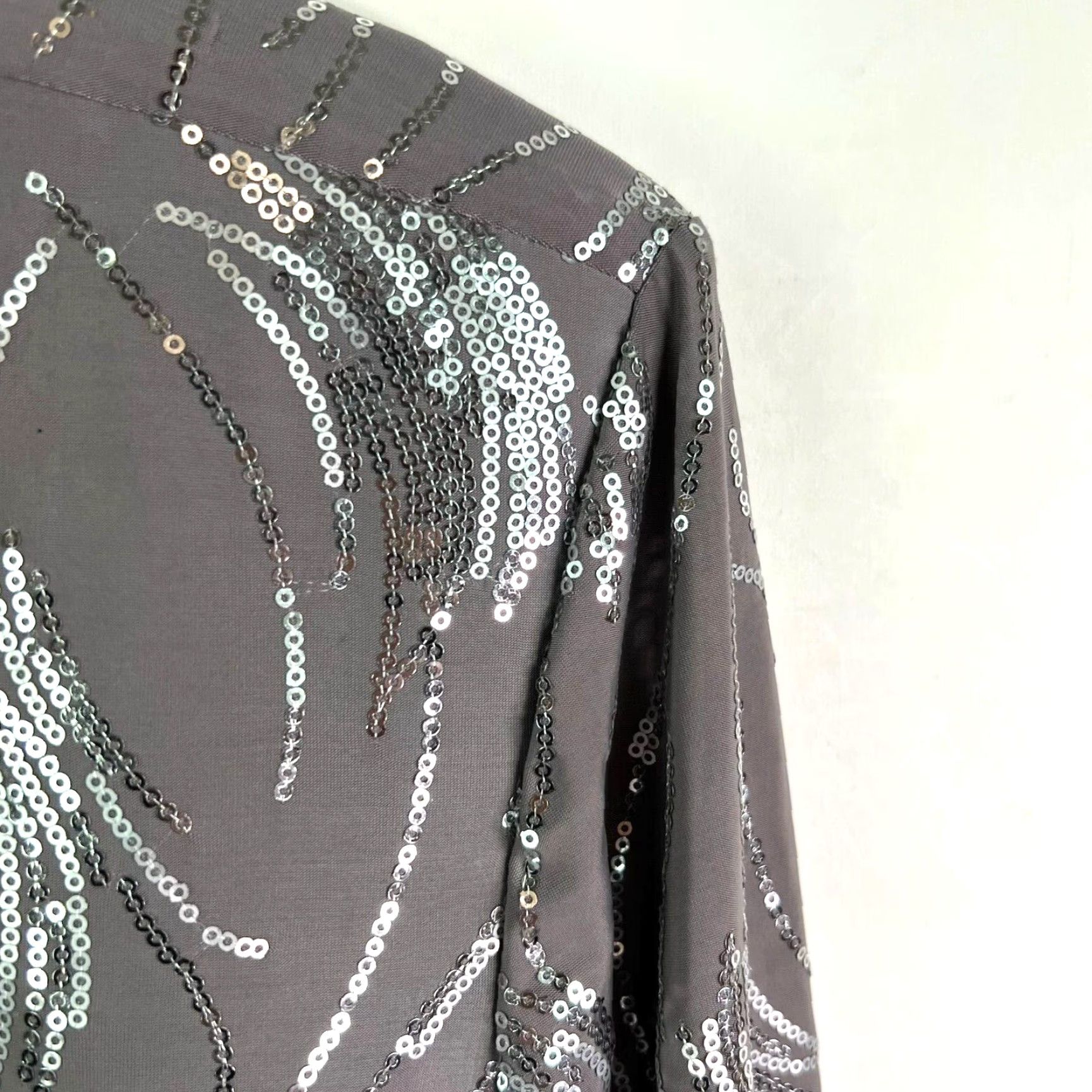 Alex Evenings ALEX Evening Womens Blazer 18W Shawl Lapel Gray Silver Sequin Geometric 50% Polyspanx Regular Size 18W Womens Size XXL / US 16-18 / IT 52-54 - 2 Thumbnail