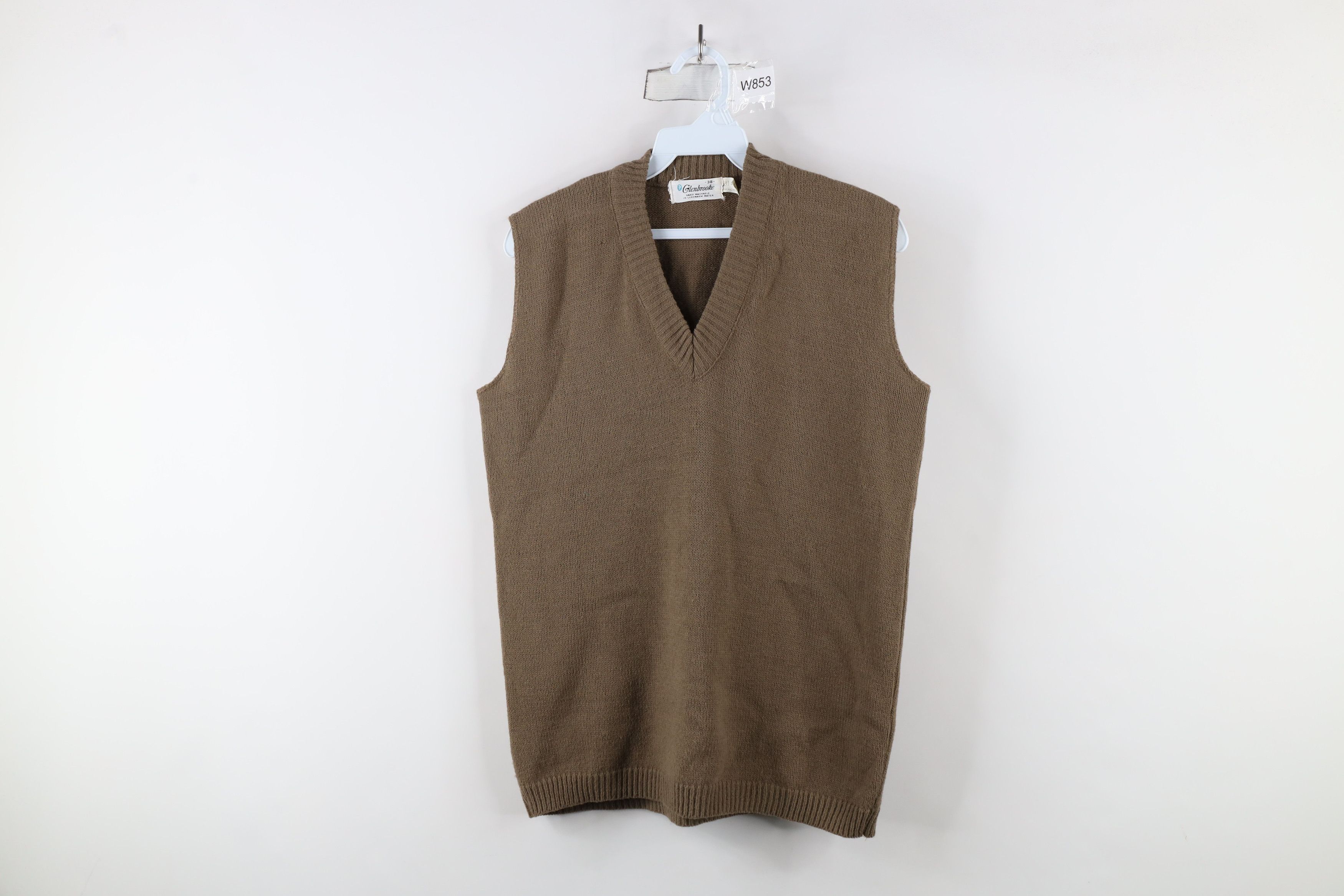 Vintage Vintage 60s 70s Streetwear V-Neck Sweater Vest Brown USA Size US M / EU 48-50 / 2 - 1 Thumbnail