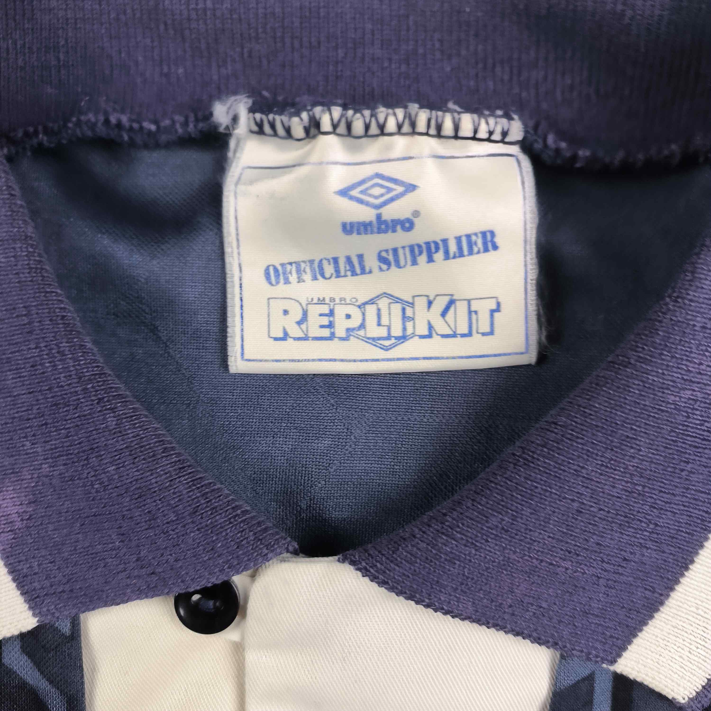 Umbro Scotland 1991-93 Umbro home football jersey shirt size M Size US M / EU 48-50 / 2 - 3 Thumbnail