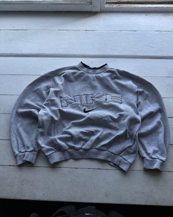 Nike GRAIL🚨90s Nike Big Logo Swoosh Oversized Sweatshirt y2k rare Size US S / EU 44-46 / 1 - 1 Thumbnail
