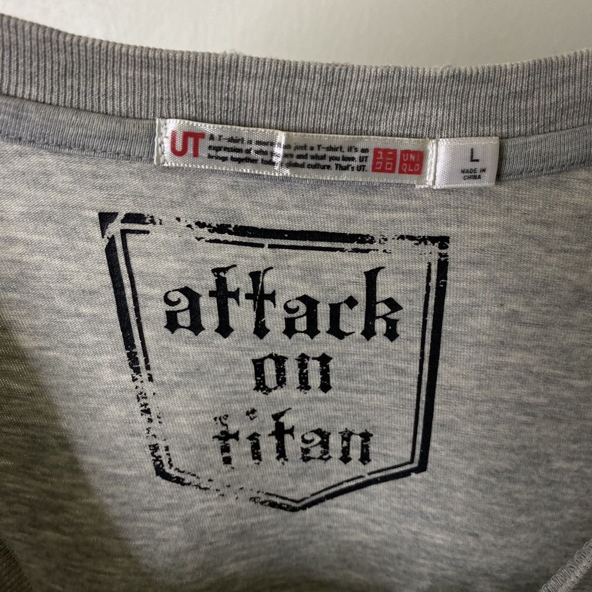 Anime Uniqlo UT Attack On Titan Japanese Manga Series T Shirt Size US L / EU 52-54 / 3 - 3 Thumbnail
