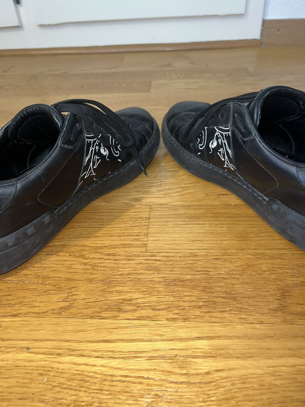 Valentino Valentino Sneakers Size US 10 / EU 43 - 4 Thumbnail