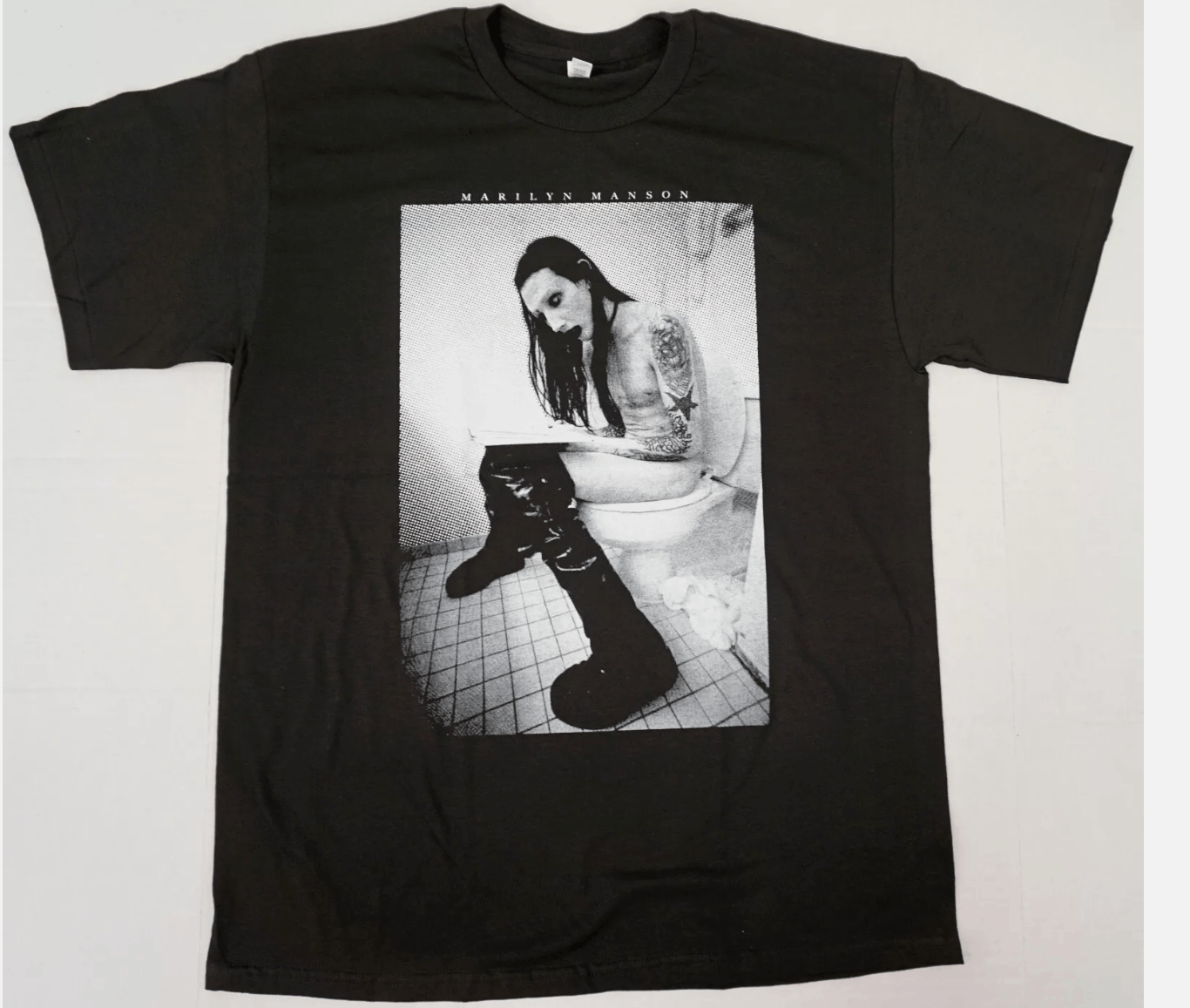 Band Tees MARILYN MANSON T-shirt Titan Of The Toilet Poster Image Tee Size US XL / EU 56 / 4 - 2 Thumbnail