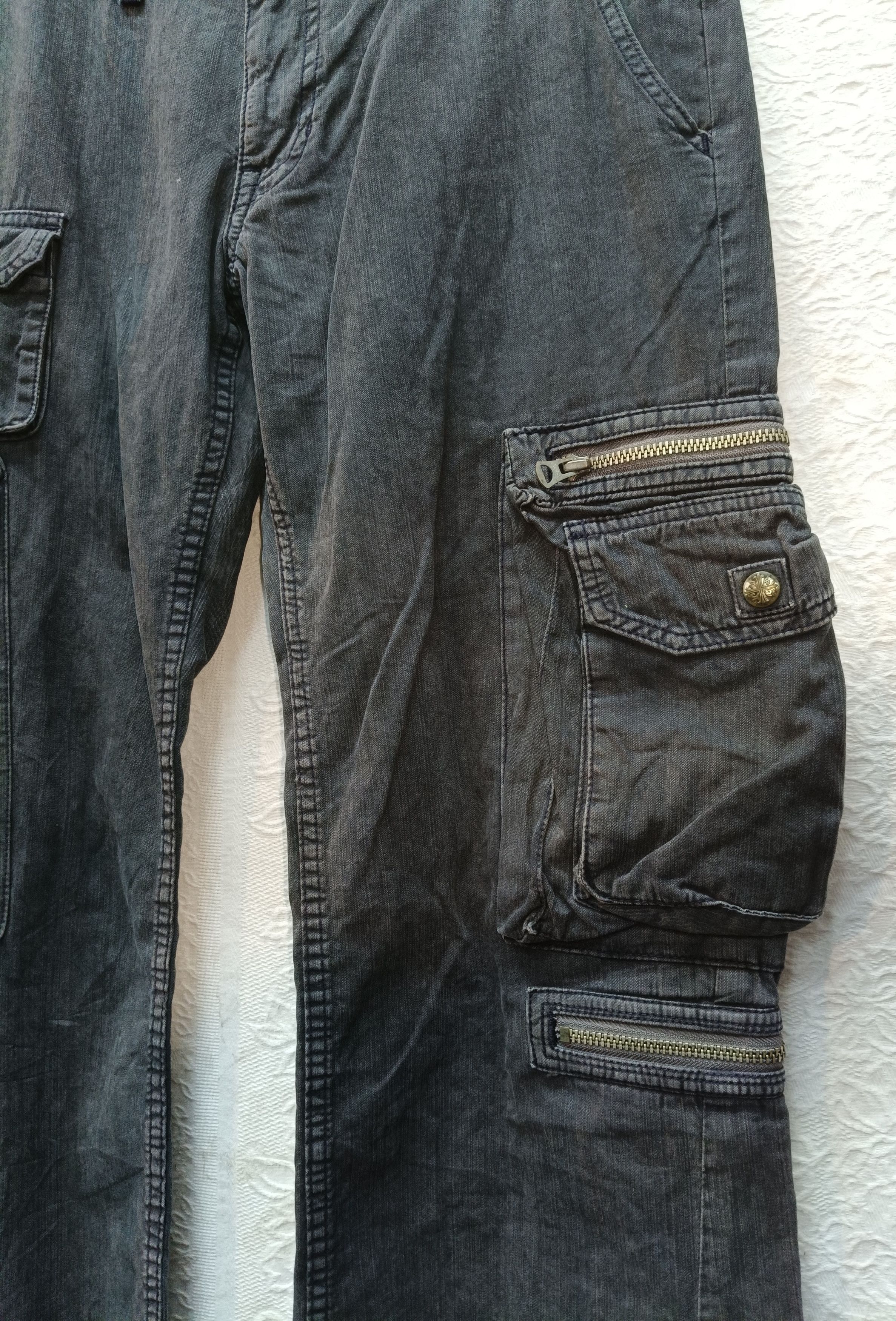 Japanese Brand Surplus 8 pockets faded black slim fit flare cargo pants Size US 32 / EU 48 - 5 Thumbnail