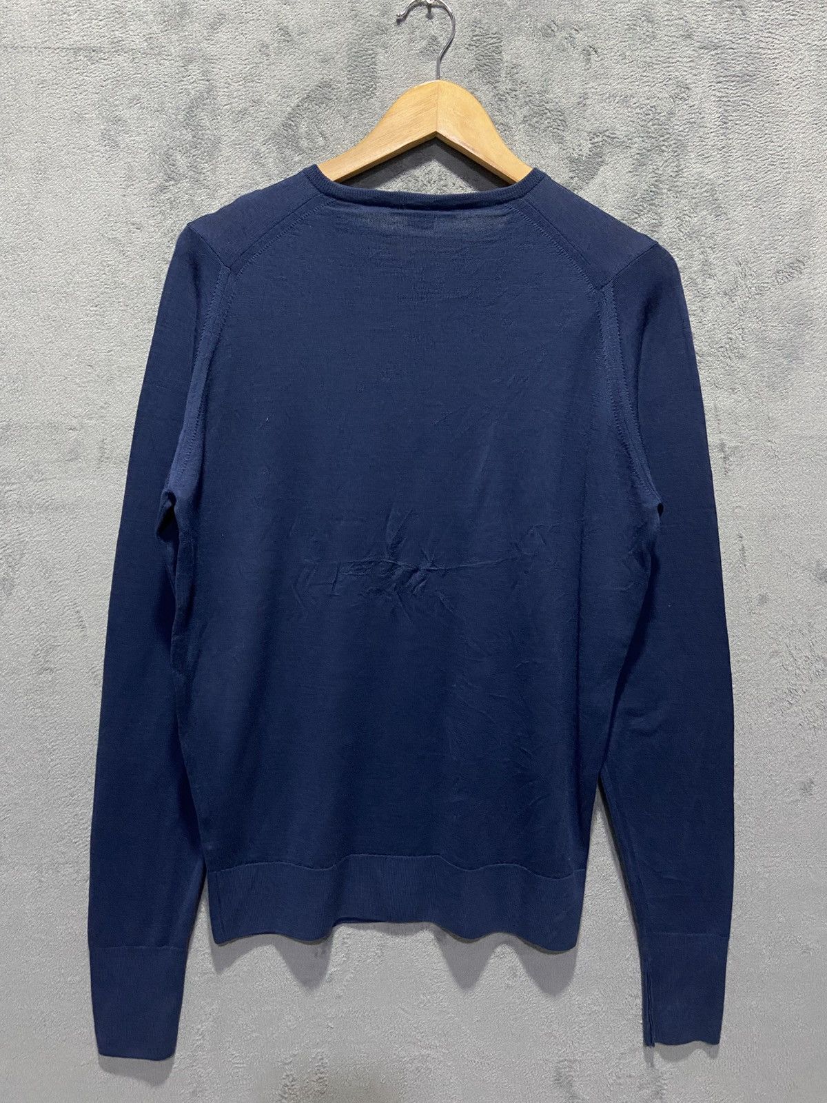John Smedley John Smedley Fine Merino Wool v neck Jumper Size US M / EU 48-50 / 2 - 2 Thumbnail