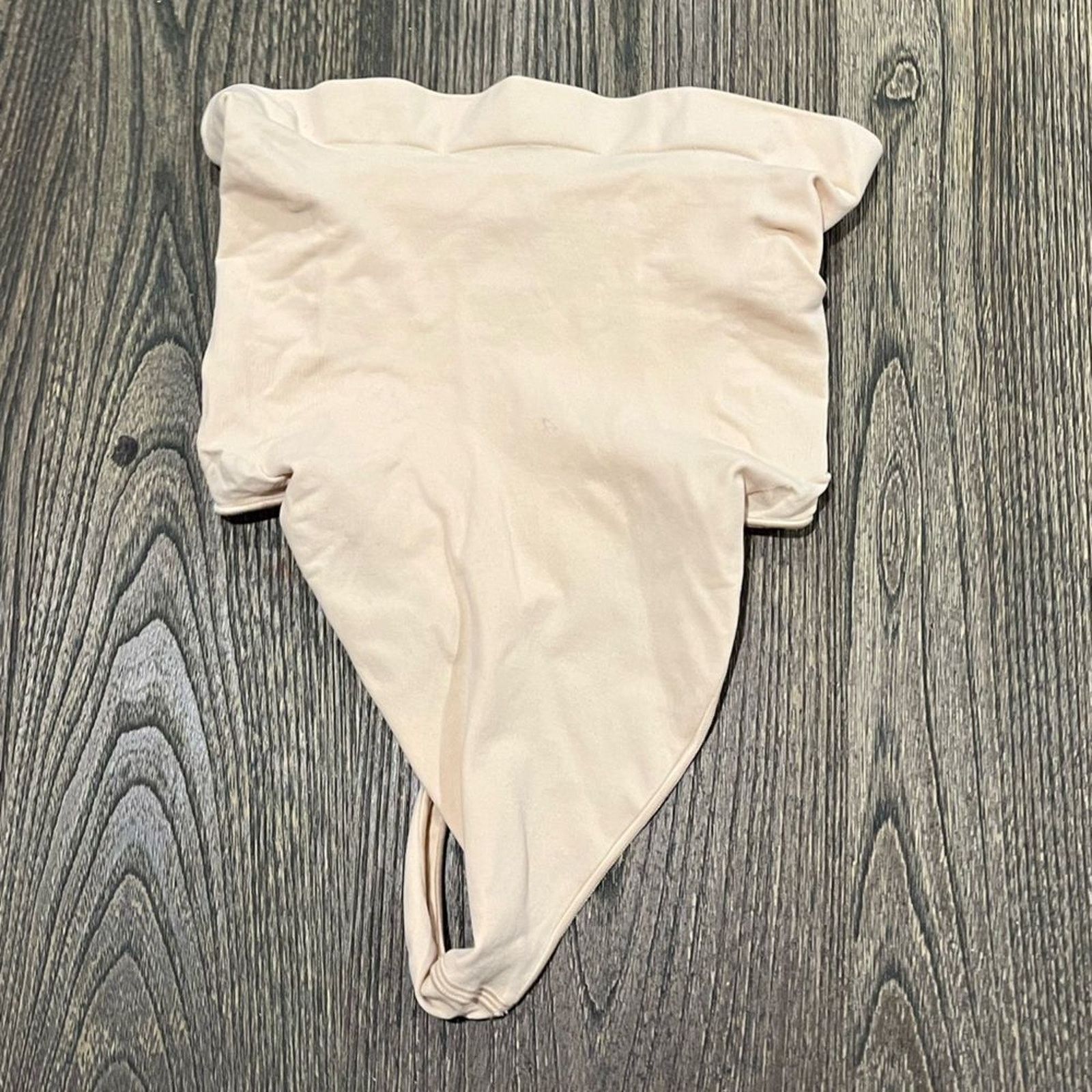 SKIMS NWOT Skims Seamless Sculpt Mid Waist Thong Shapewear Sand L Size ONE SIZE - 1 Thumbnail