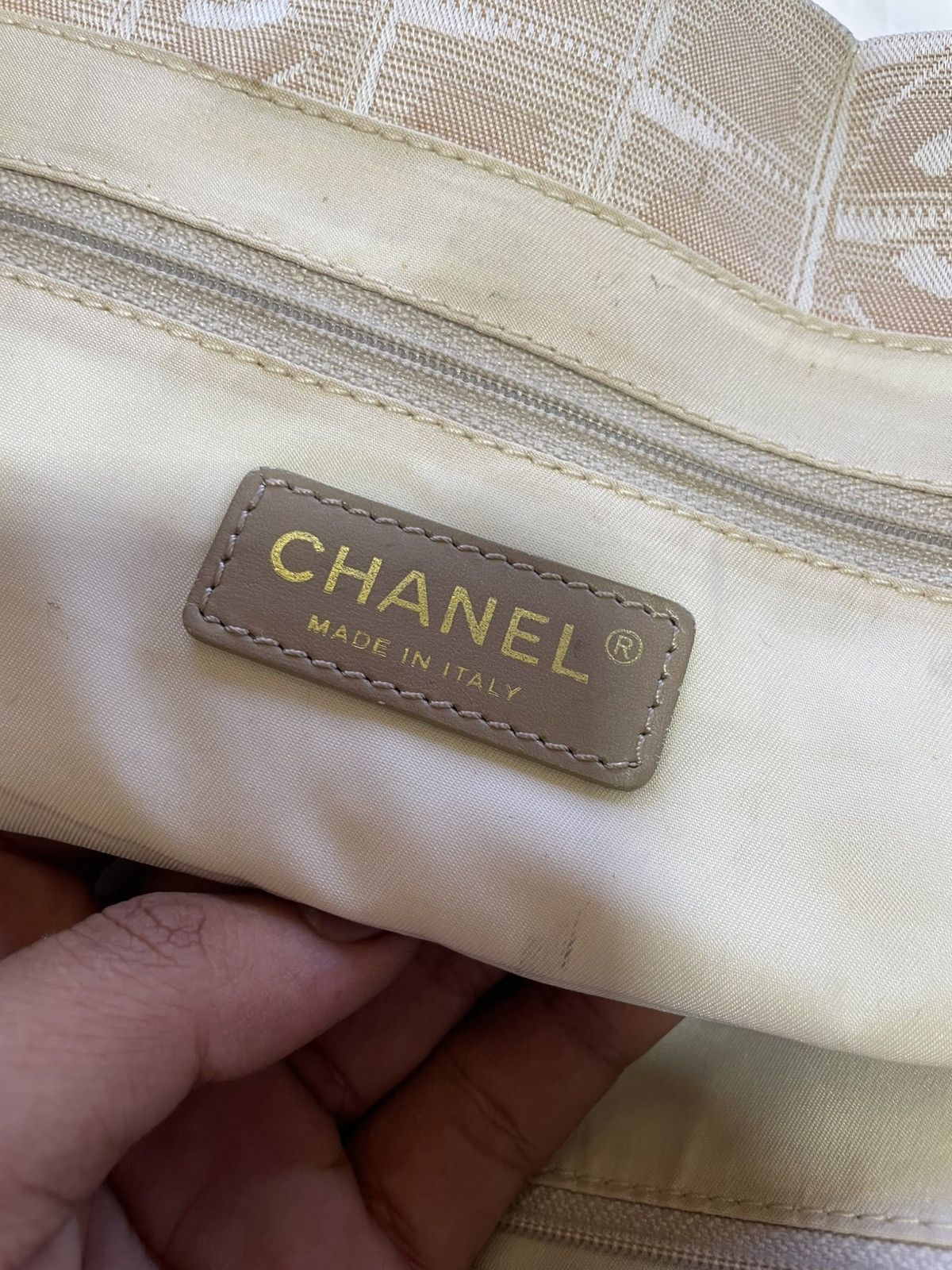 Chanel Authentic Chanel Bag Size ONE SIZE - 17 Thumbnail