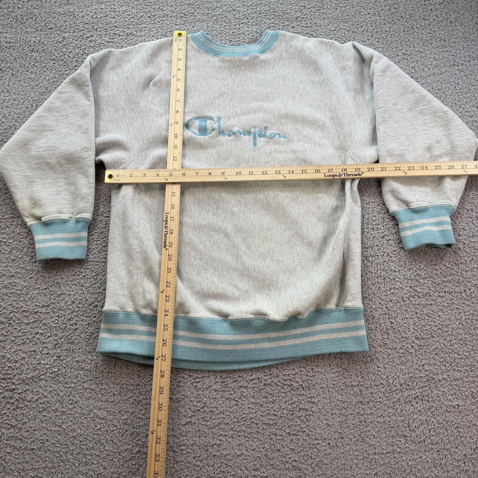 Vintage Champion Reverse Weave Crewneck Sweatshirt Made USA