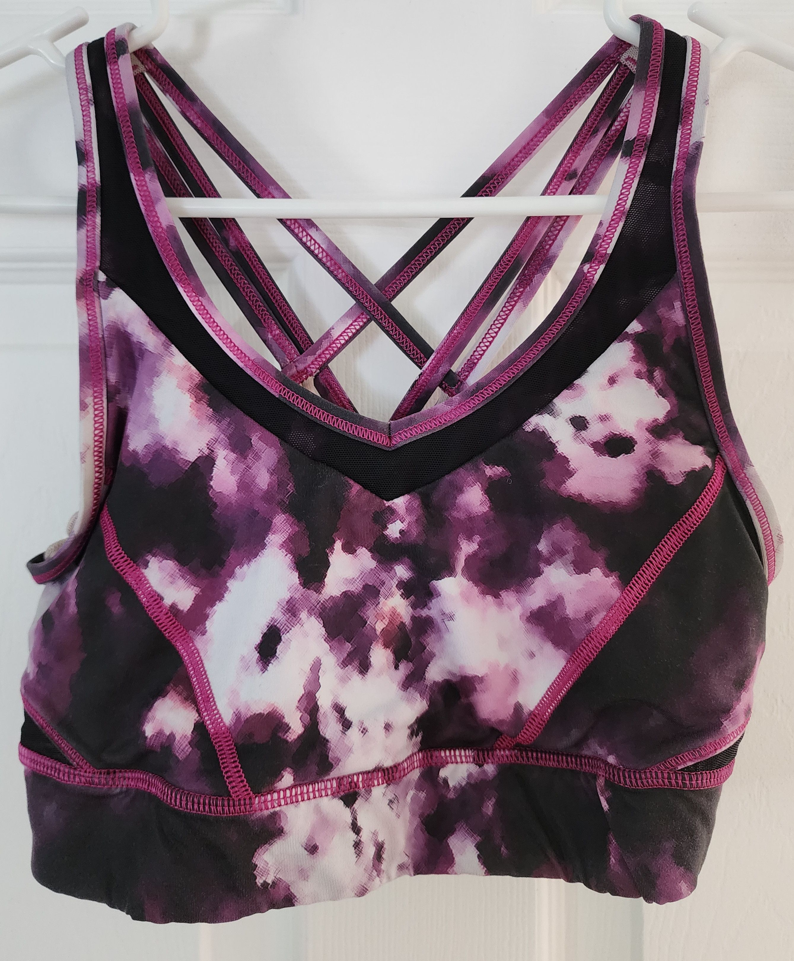 Lululemon Lululemon Strap It Like It's Hot Pixie Raspberry Black Bra S Size ONE SIZE - 1 Thumbnail
