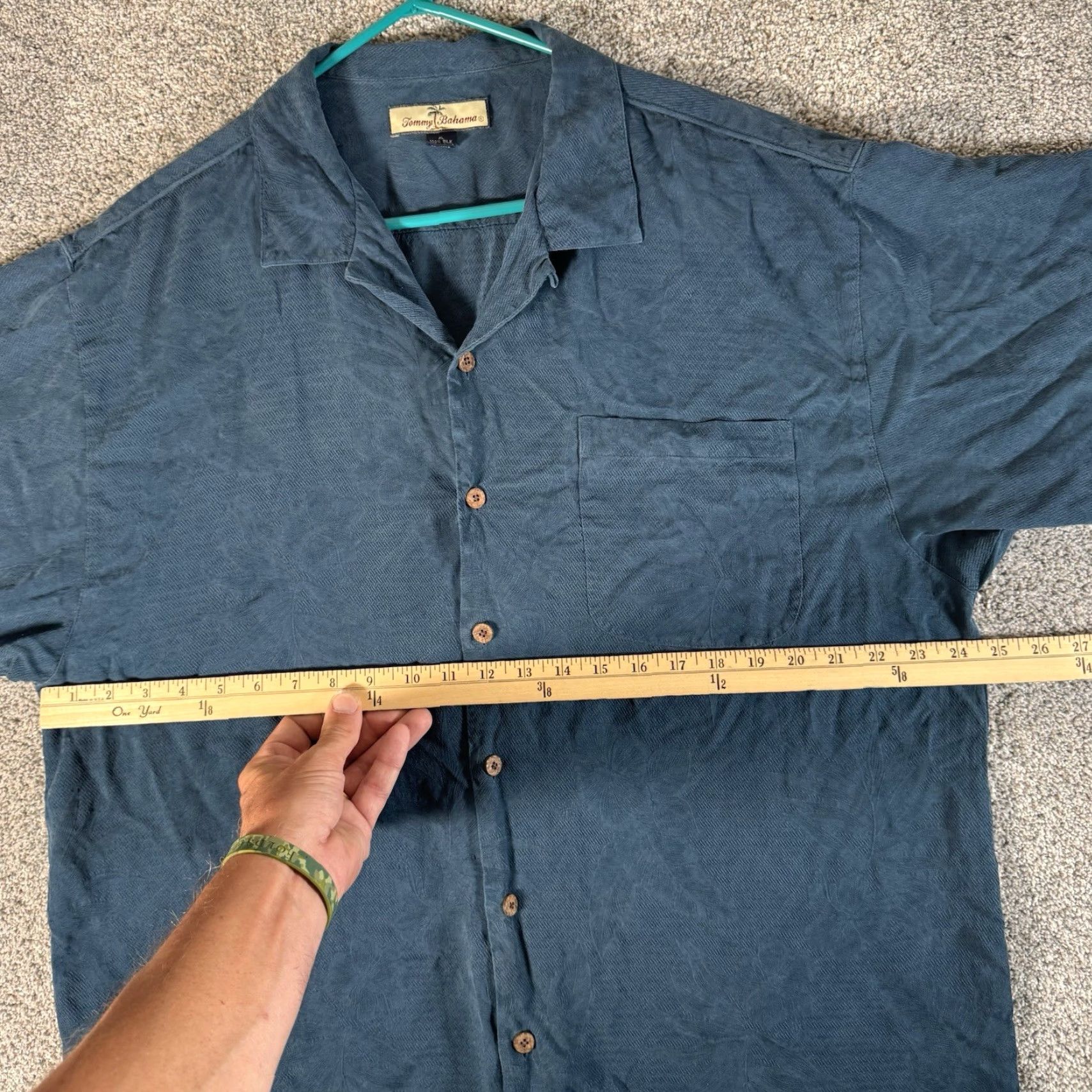 Tommy Bahama VINTAGE Tommy Bahama Camp Shirt XL Silk Coastal Resort Casual Vacation Relax Button-Up Short Sleeve Blue Silk Size US XL / EU 56 / 4 - 3 Thumbnail