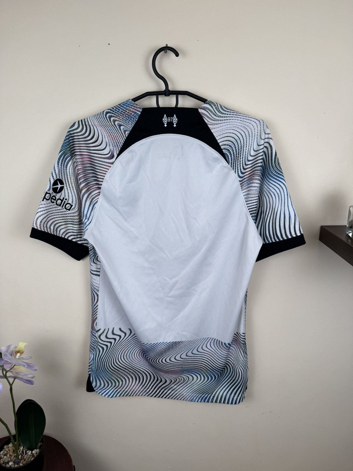 Nike Nike Liverpool Jersey 2022 2023 Away S Football Shirt Soccer Size US S / EU 44-46 / 1 - 15 Thumbnail