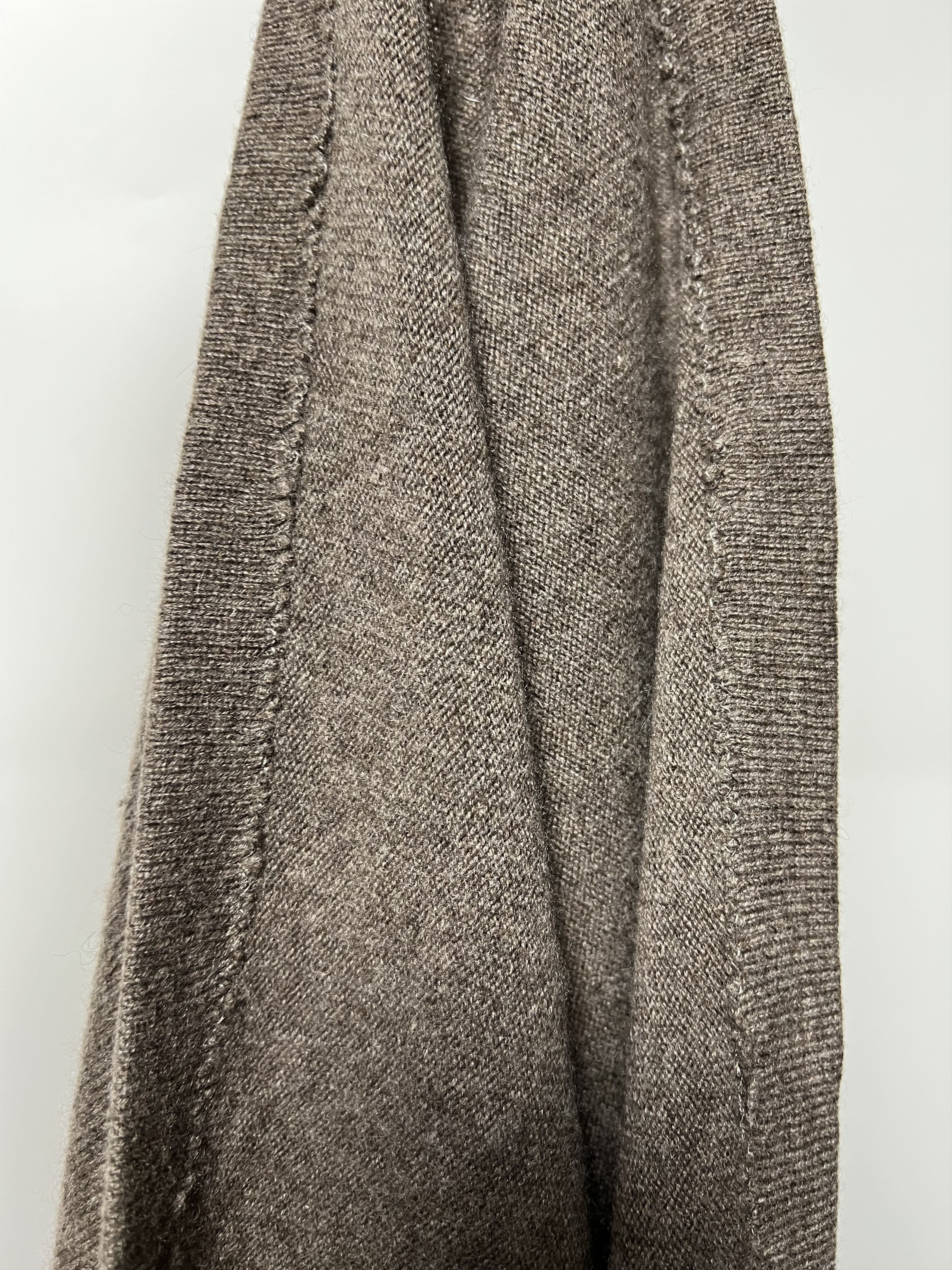 Bompard Eric Bompard Cashmere V-Neck Sweater Oversized Size L / US 10 / IT 46 - 13 Thumbnail
