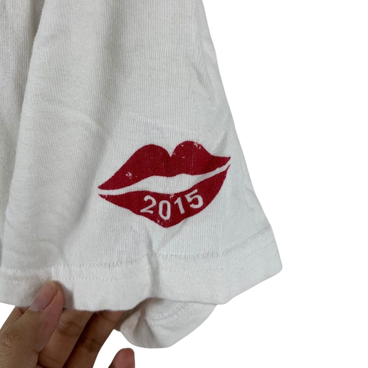 Vintage KIS MY FT2’S Japan Boy Band My World 2015 Tour Tee Shirt Size S / US 4 / IT 40 - 6 Thumbnail