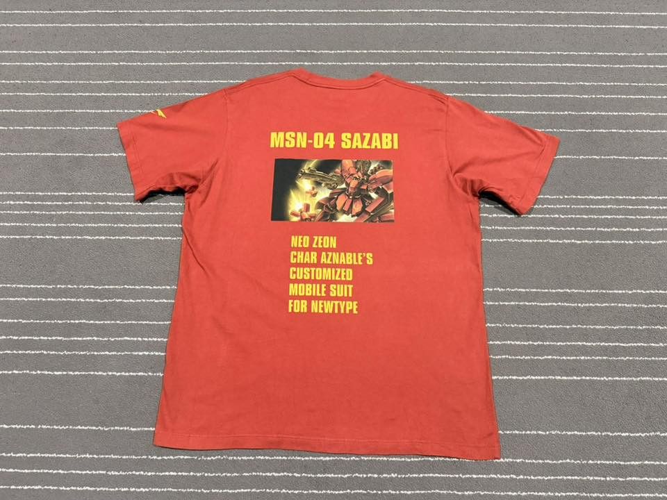 Uniqlo Gundam MSN 04 SAZABI X uniqlo L 2214 Size US L / EU 52-54 / 3 - 1 Thumbnail