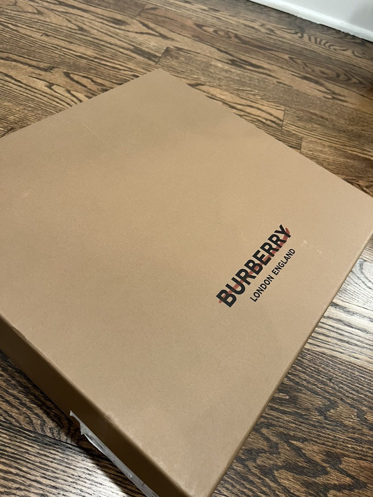 Burberry Burberry Strap Detail House Check Rubber Rain Boots Size US 5 / IT 35 - 19 Thumbnail