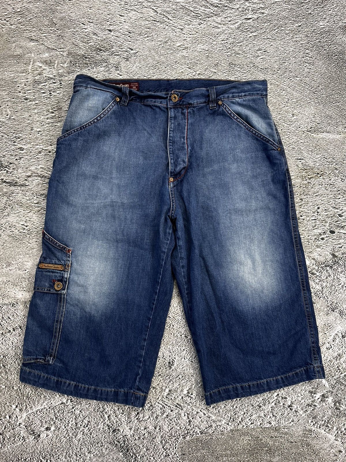 Marlboro Marlboro Jorts vintage baggy Y2K navy denim cargo shorts Size US 38 / EU 54 - 1 Thumbnail