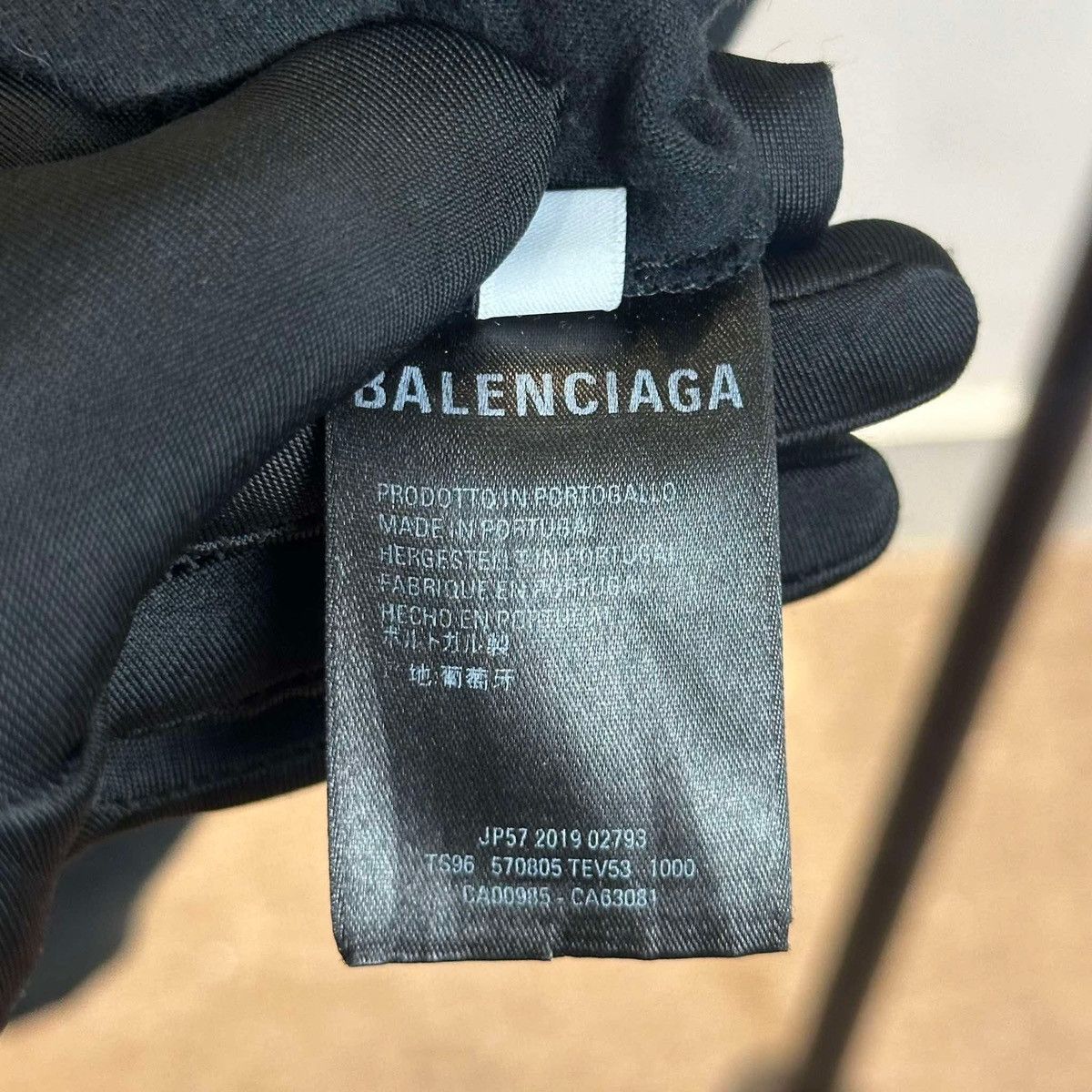 Balenciaga BALENCIAGA MULTI COLLOR LOGO T SHIRT Size US M / EU 48-50 / 2 - 5 Thumbnail