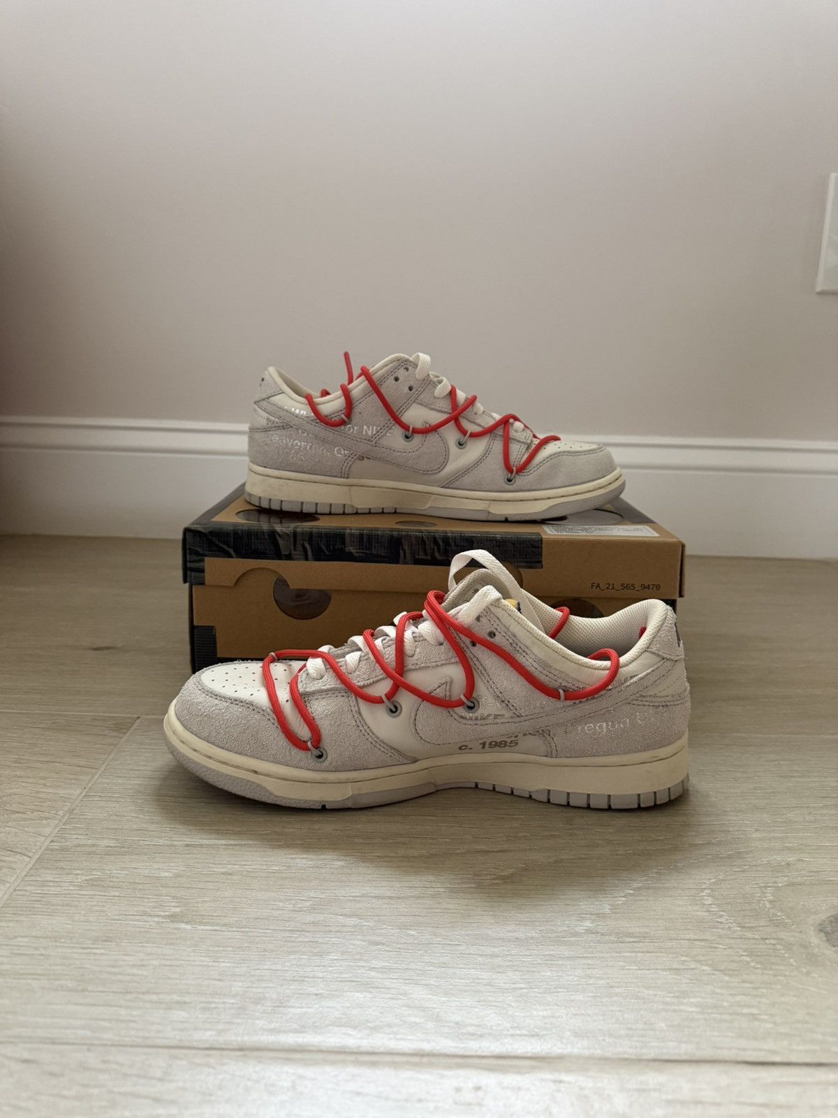 Nike × Off-White Off-White x Nike Dunk Low Lot 13 Size 9 (Box + Zip Tie) Size US 9 / EU 42 - 3 Thumbnail